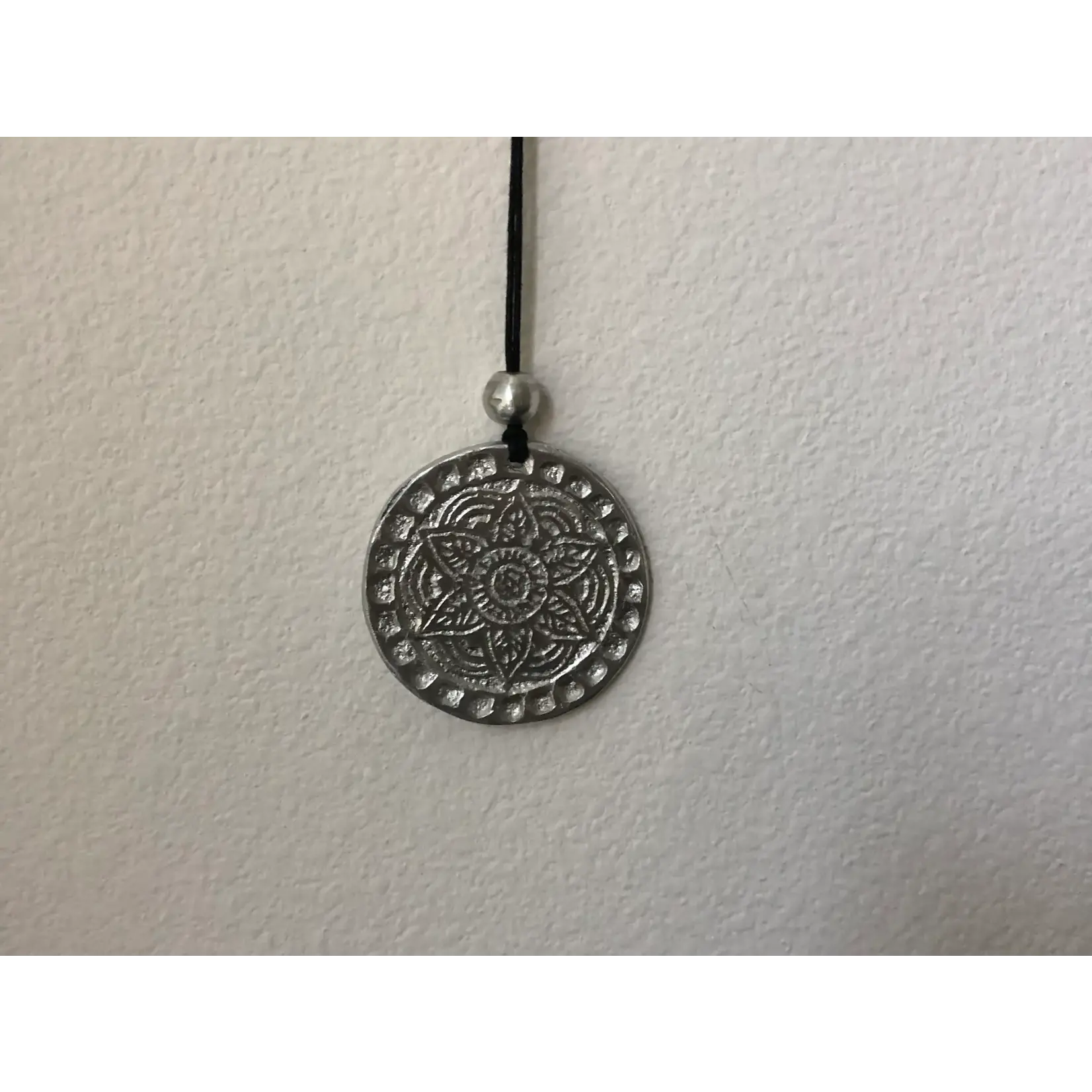 Vesto-Pazzo Madagascar Made Round Pendant of 100%Recycled Aluminum