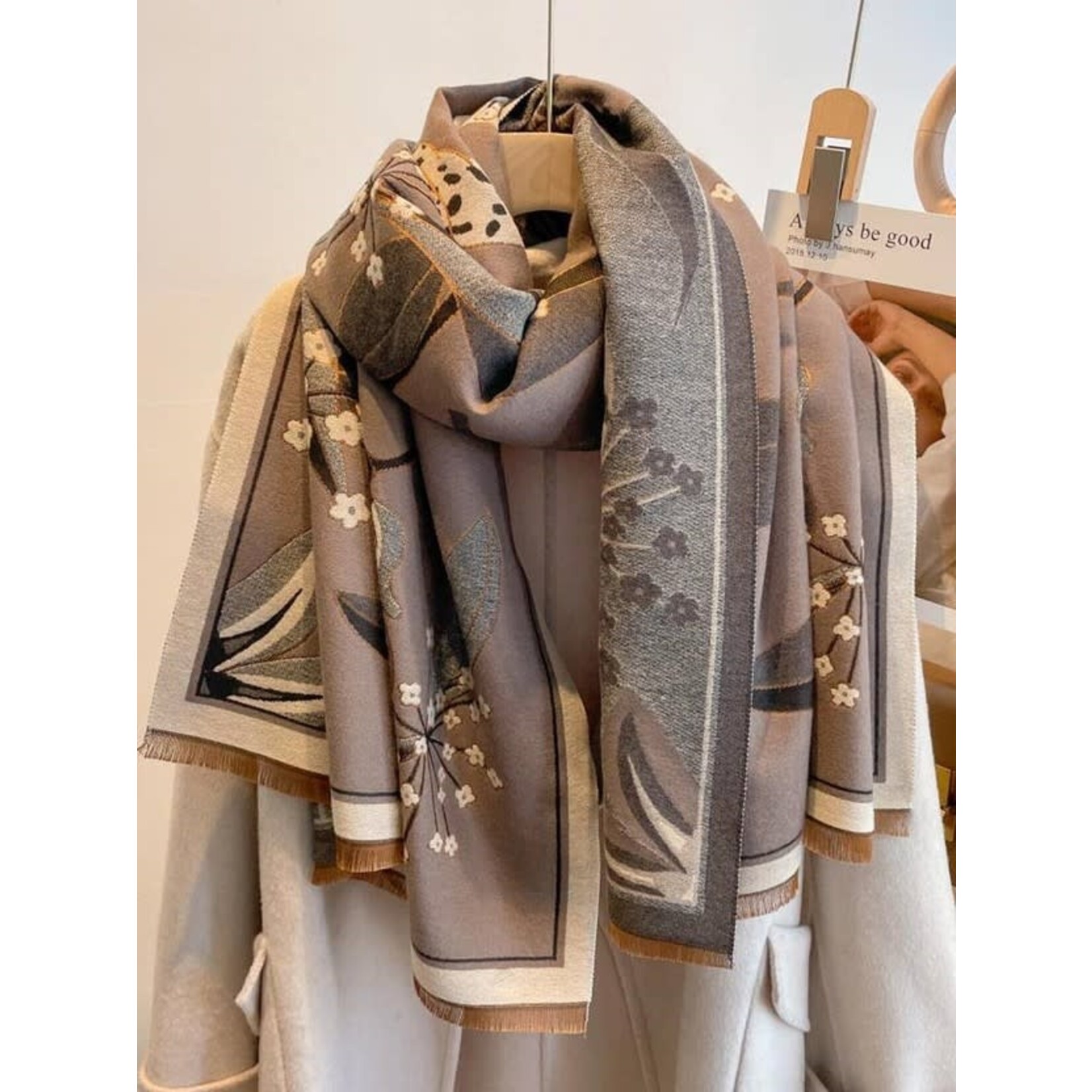 Winding River Gray / Black Garden Reversible Wrap – Artisan Shawl