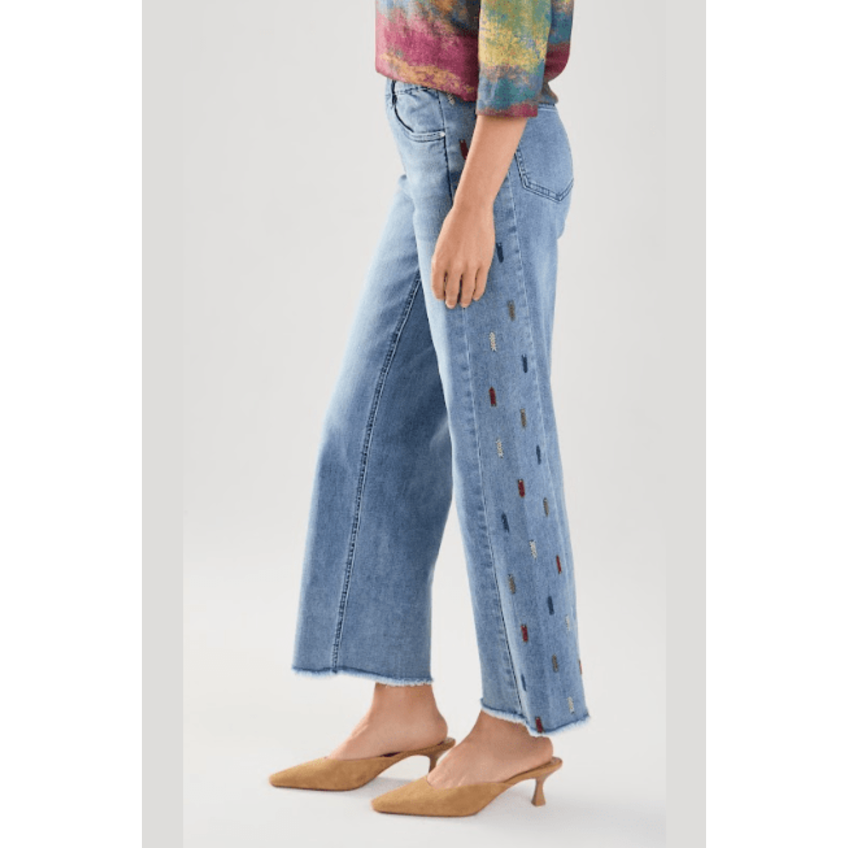 FDJ Pull-on Straight Ankle Jean w/ Embroider Side