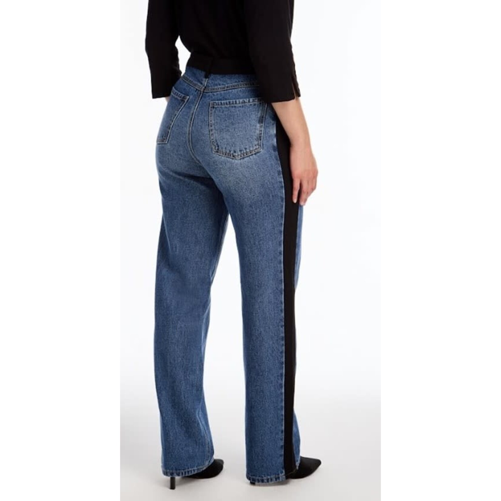 FDJ Olivia Wide Leg Jean w/ Black Side Panel