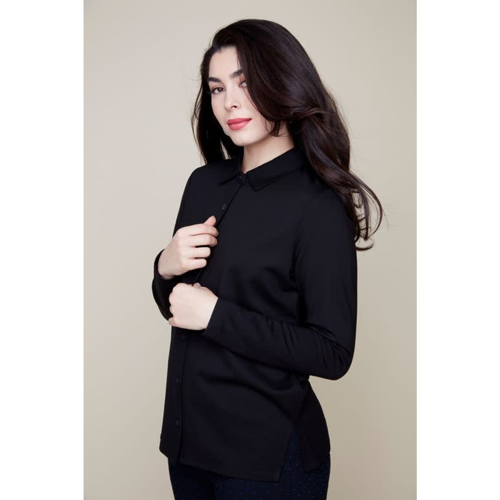 Button Up Knit Shirt in Black