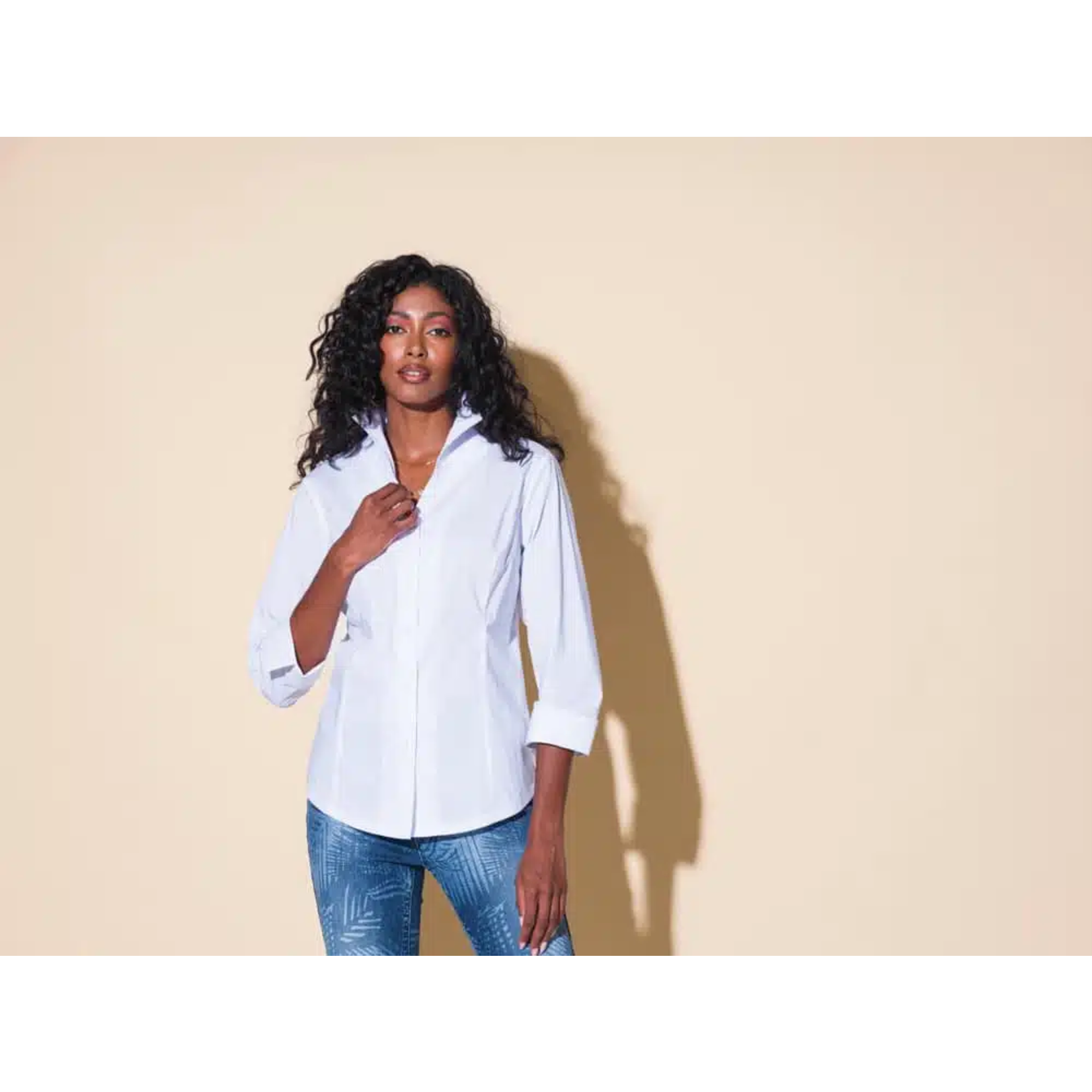 Alison Sheri Button Up Blouse in White