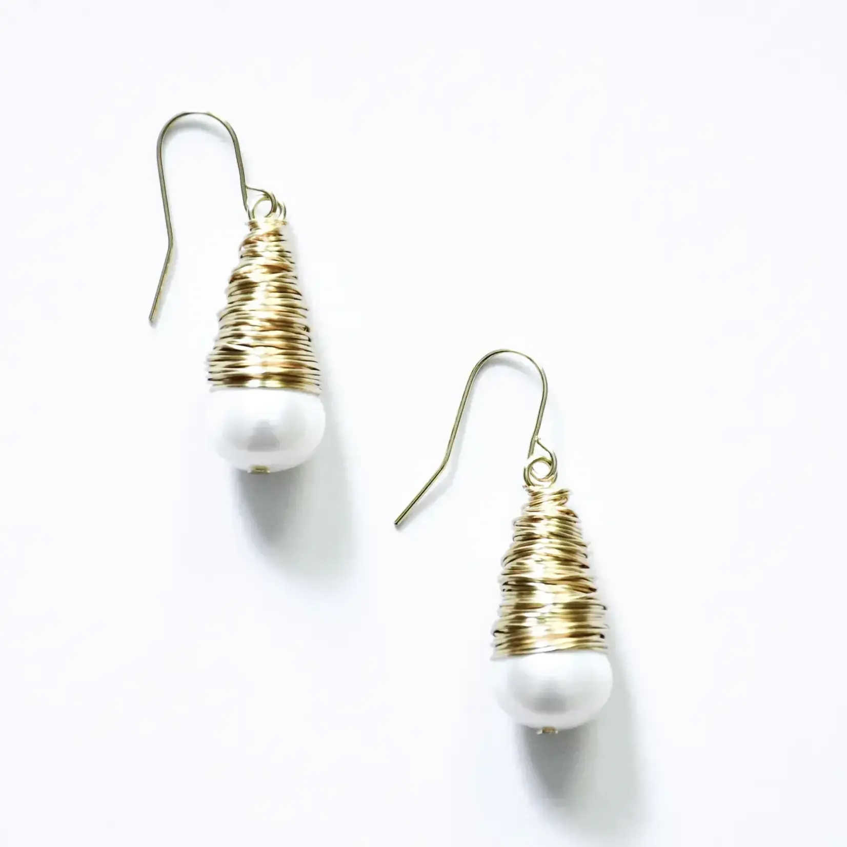 Sea Lily Gold Wire w/ Pearl Earrings