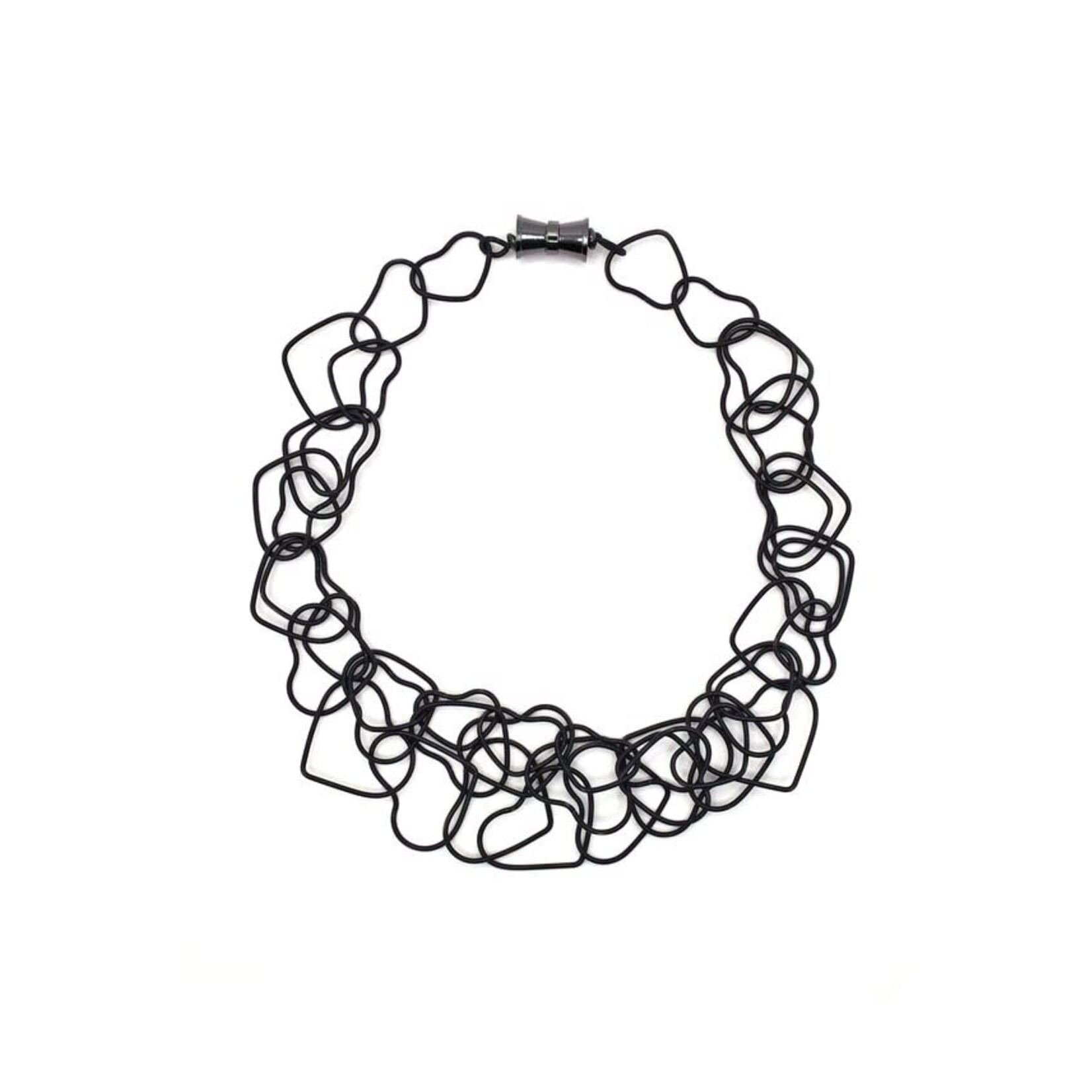 Sea Lily Heart Shaped Chunky Black Necklace