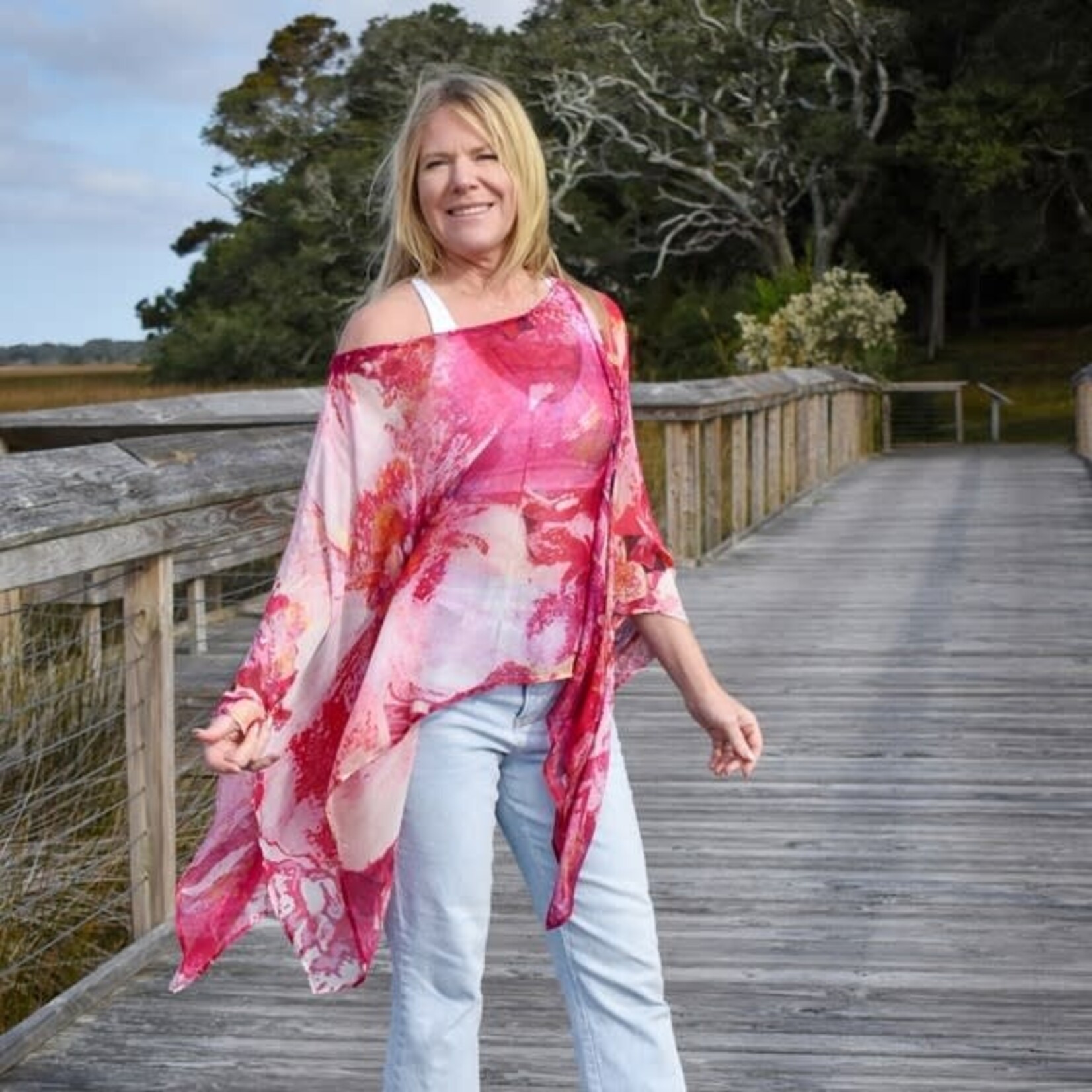 Hennesey Abstract Floral OS Poncho in Red