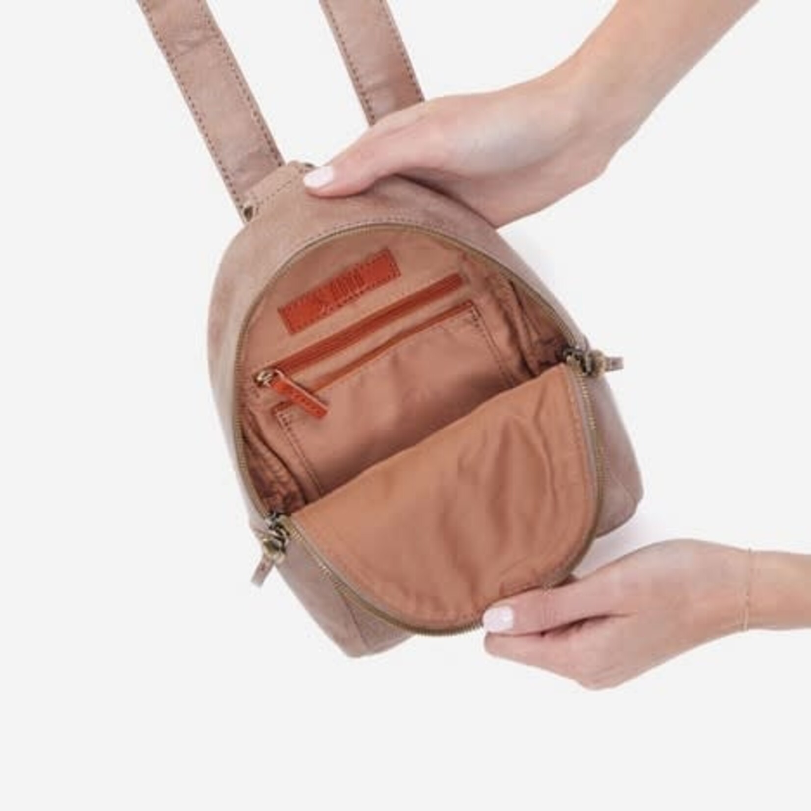 HOBO Fern Sling Bag - Buffed Leather in Hazel