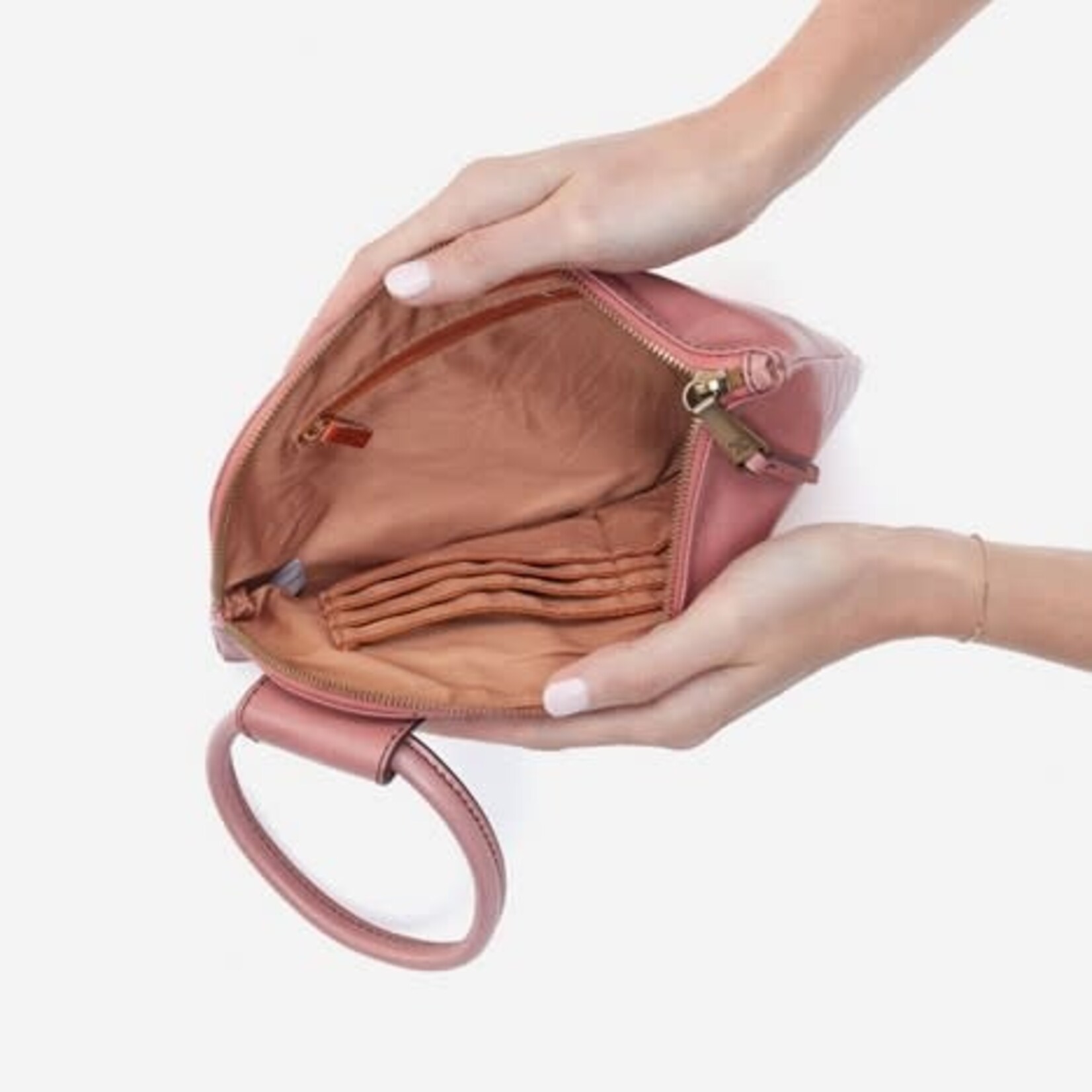 HOBO Sable Polished Leather Wristlet in Rose