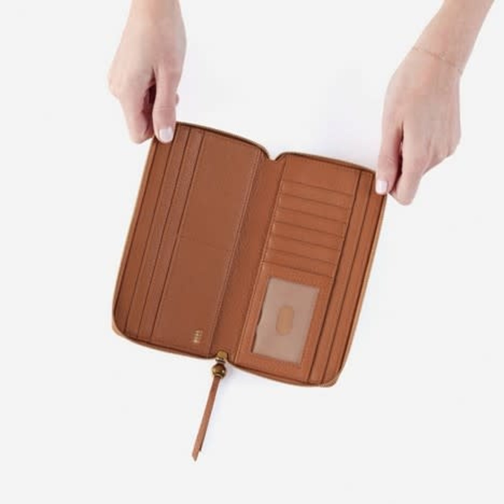 HOBO Hart Large Pebbled Leather Wallet in Warm Honey