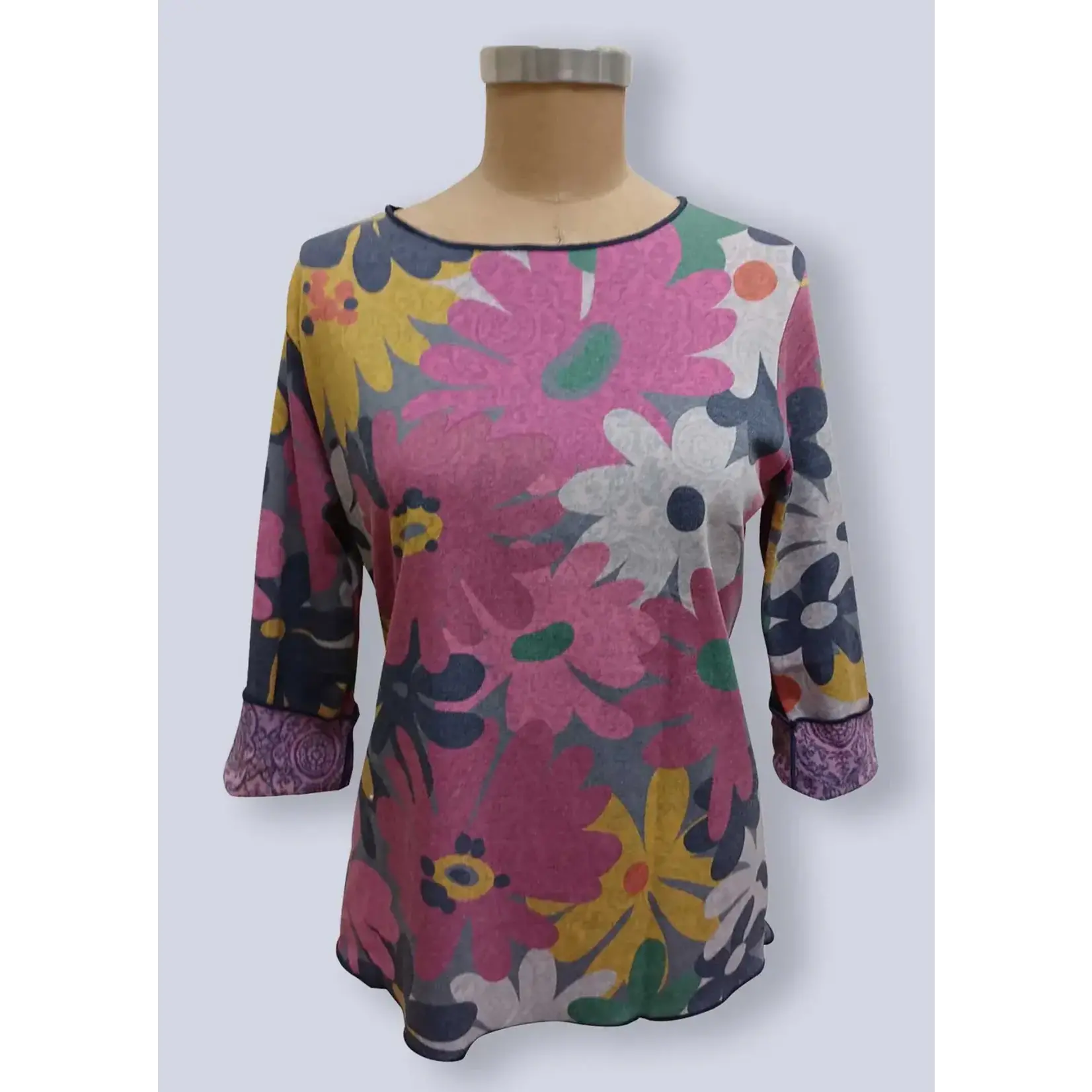 Trisha Tyler Floral Reversible Crew Neck Top in Pink/Grey