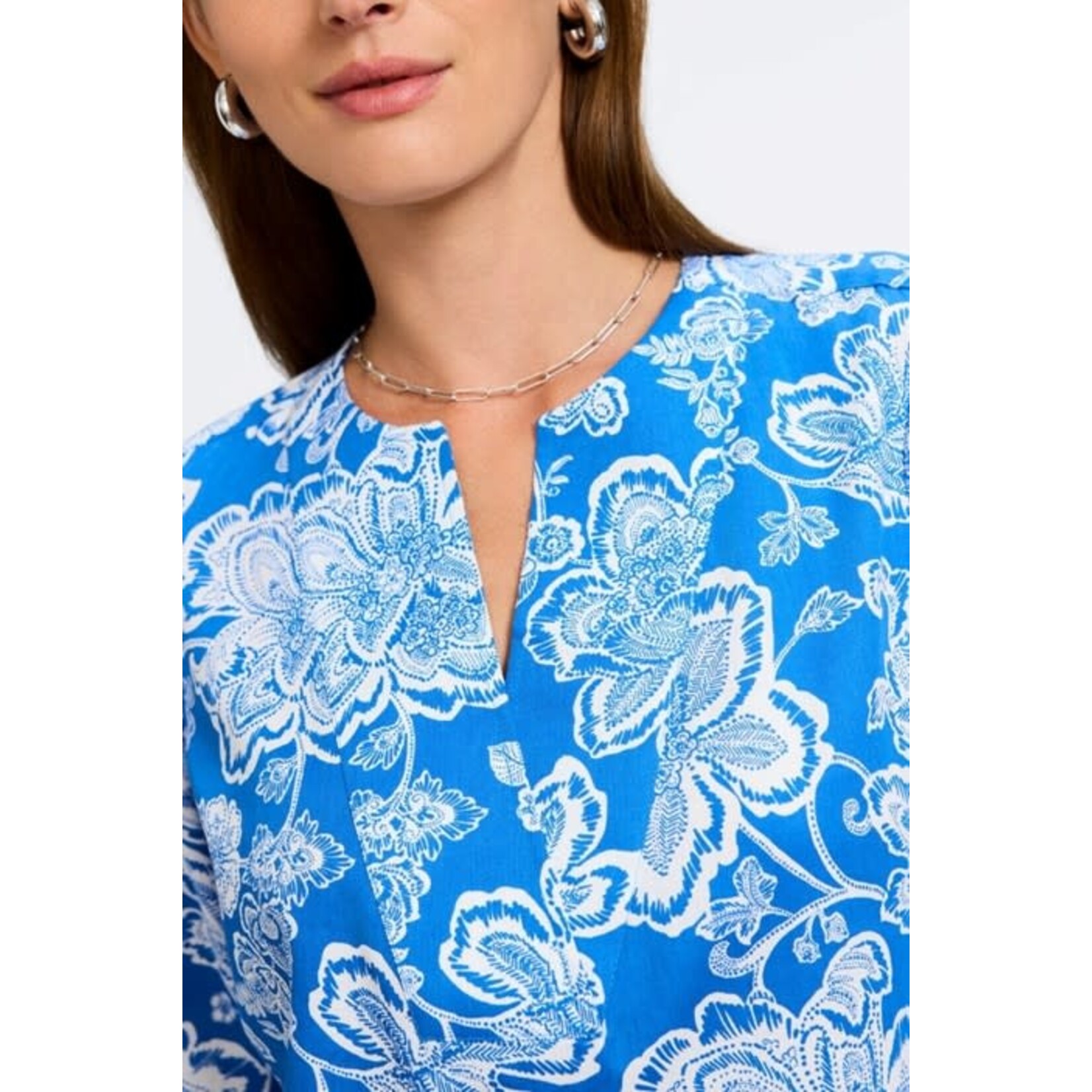 Vena Woodblock Floral 3/4 Sleeve Popover Shirt in Cobalt/White