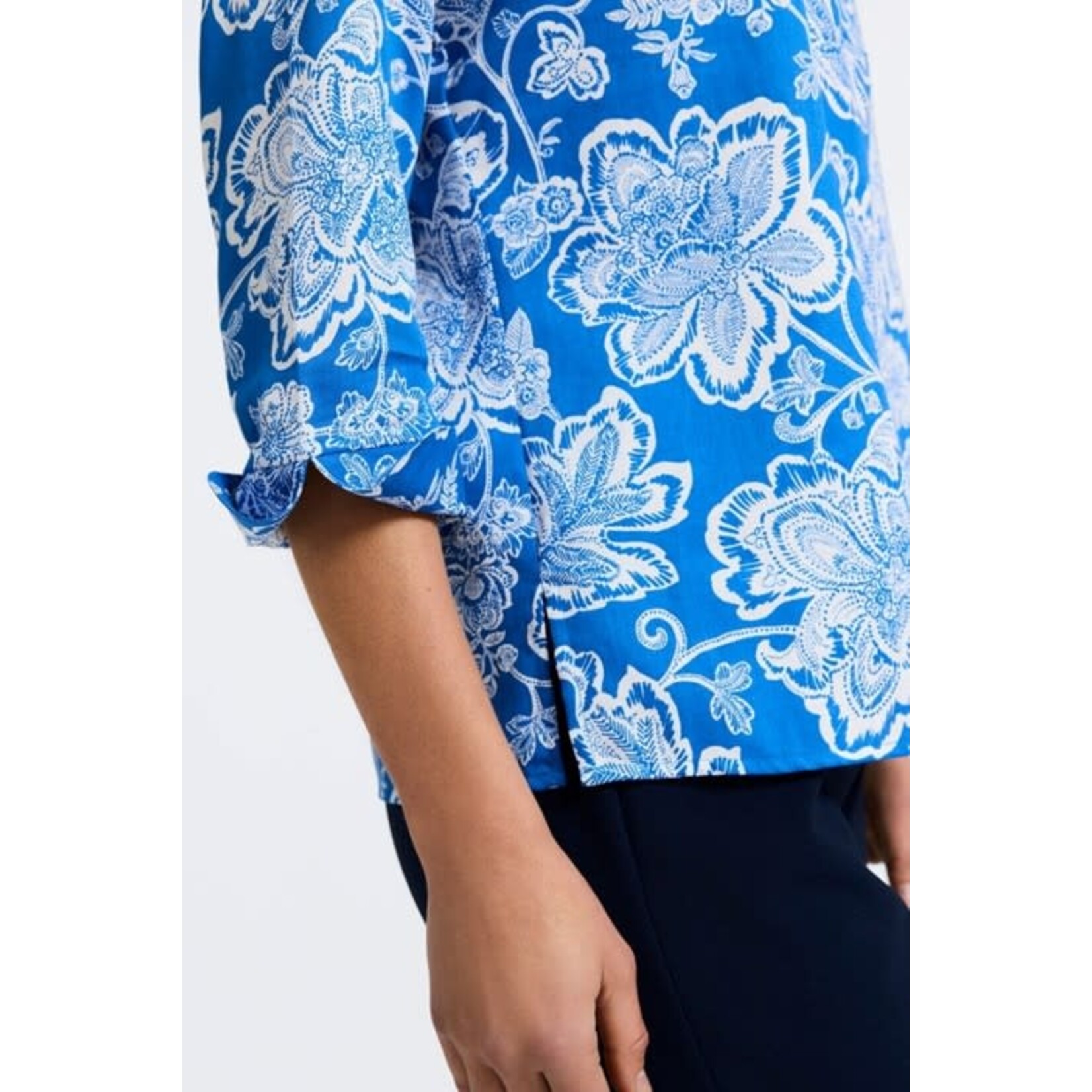 Vena Woodblock Floral 3/4 Sleeve Popover Shirt in Cobalt/White