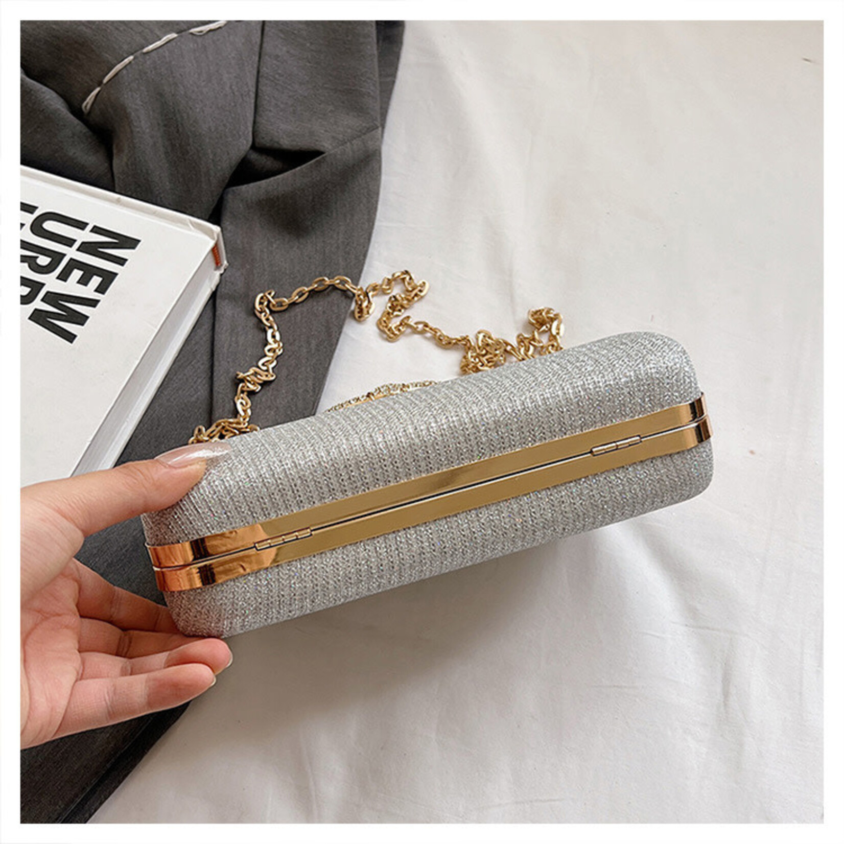 Fine Glitter Clutch in Pink