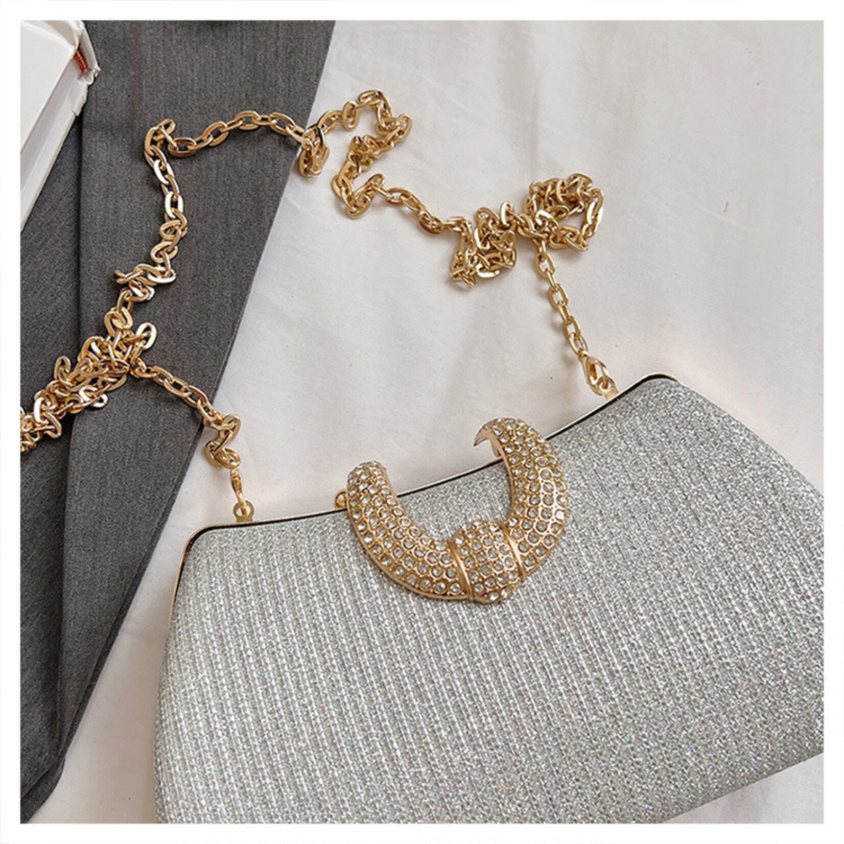 Fine Glitter Clutch in Silver