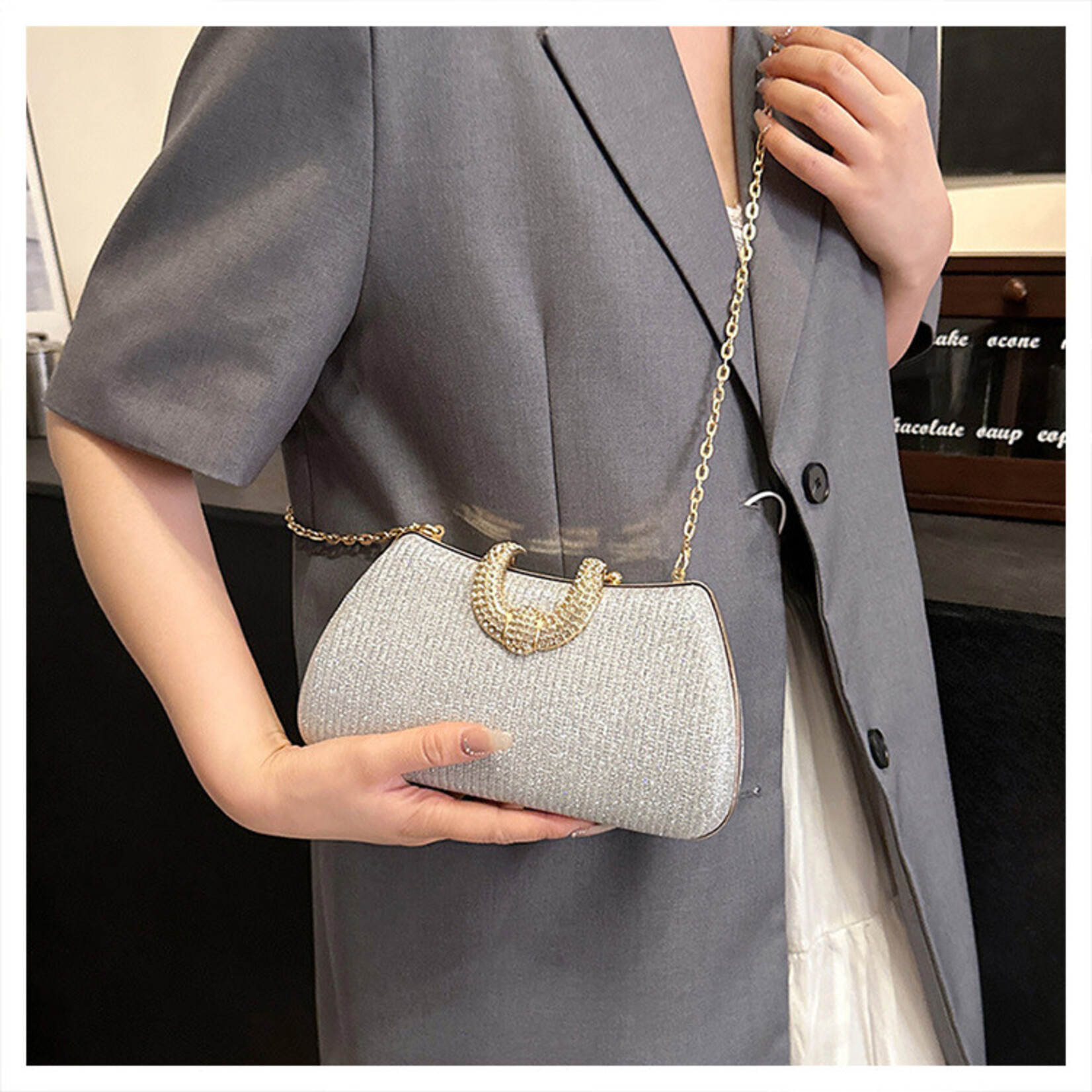Fine Glitter Clutch in Silver