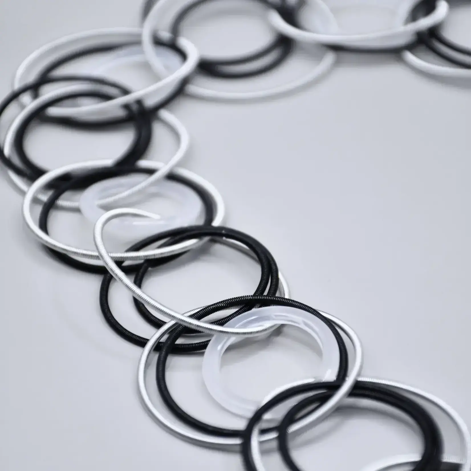 Sea Lily Silver/Black PW Rings with Clear Rings Long Necklace