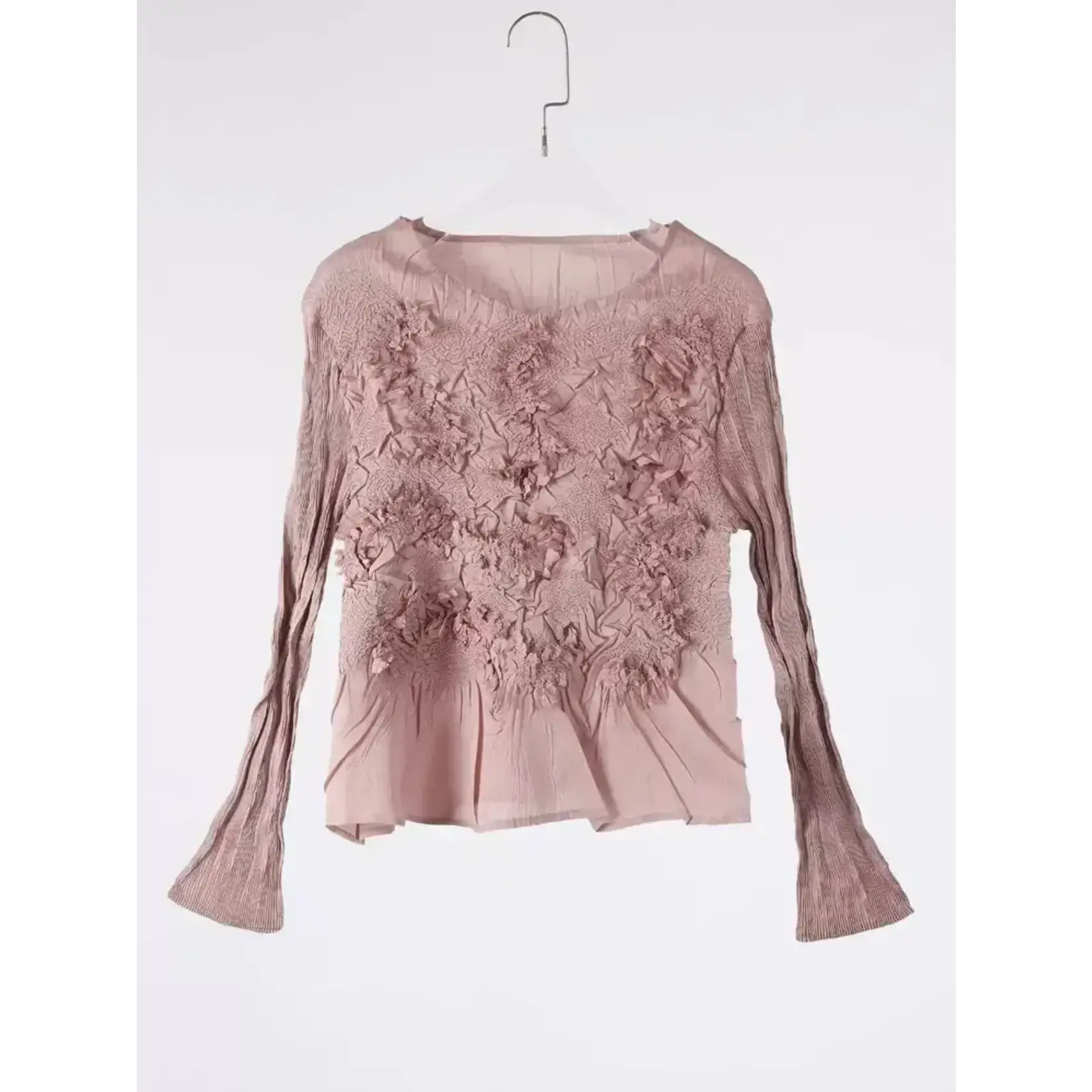 Ellyndale Pleated 3-D Flower Top in Blush Pink One Size