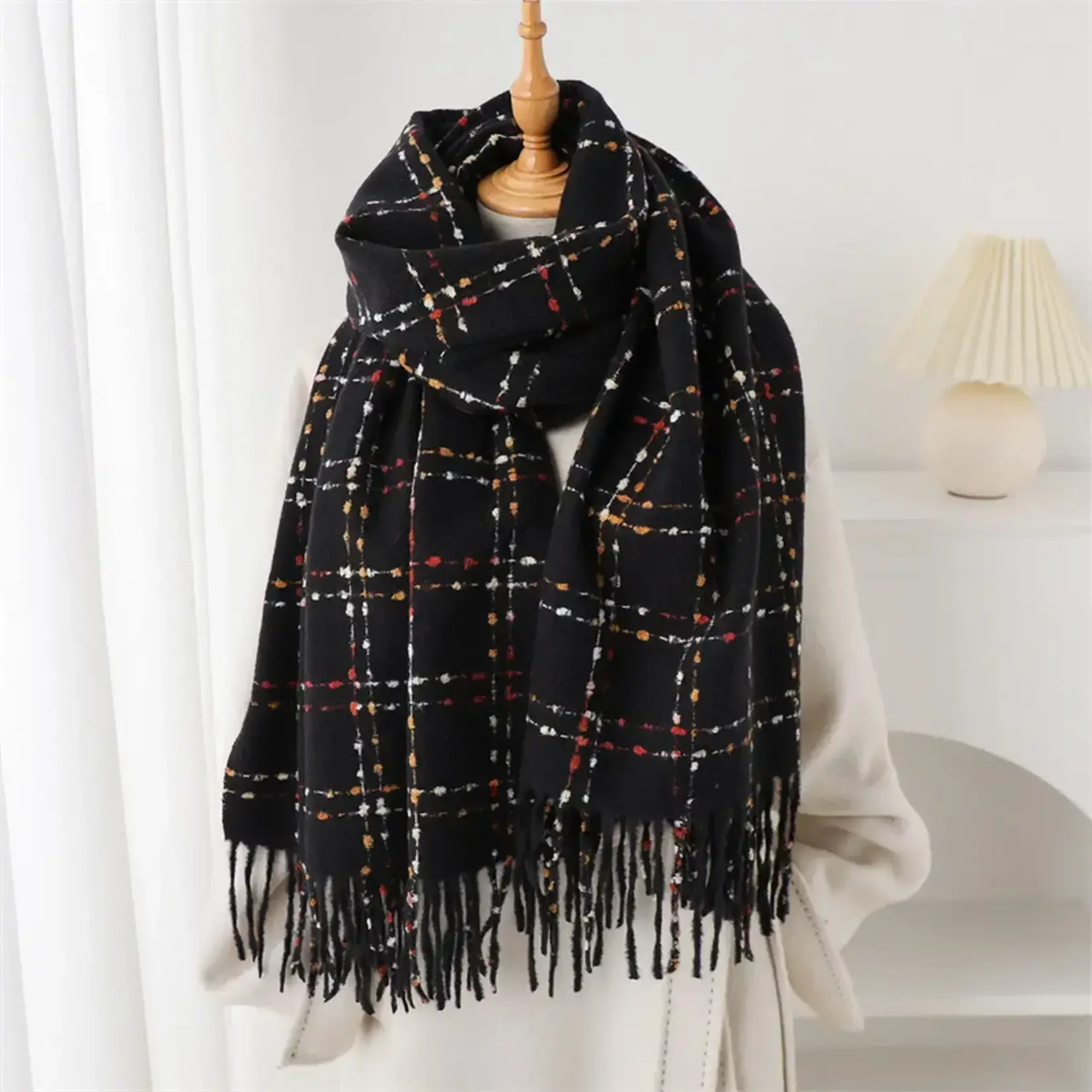 Scarf/Wrap w/Fringe in Black Multi