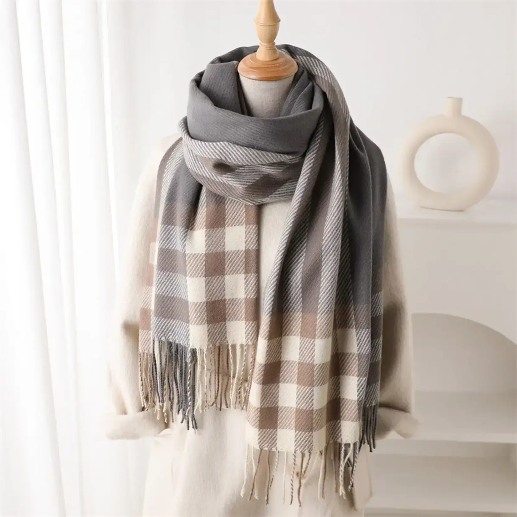 Lux Modern Plaid Scarf/Wrap w/Fringe in Grey Combo