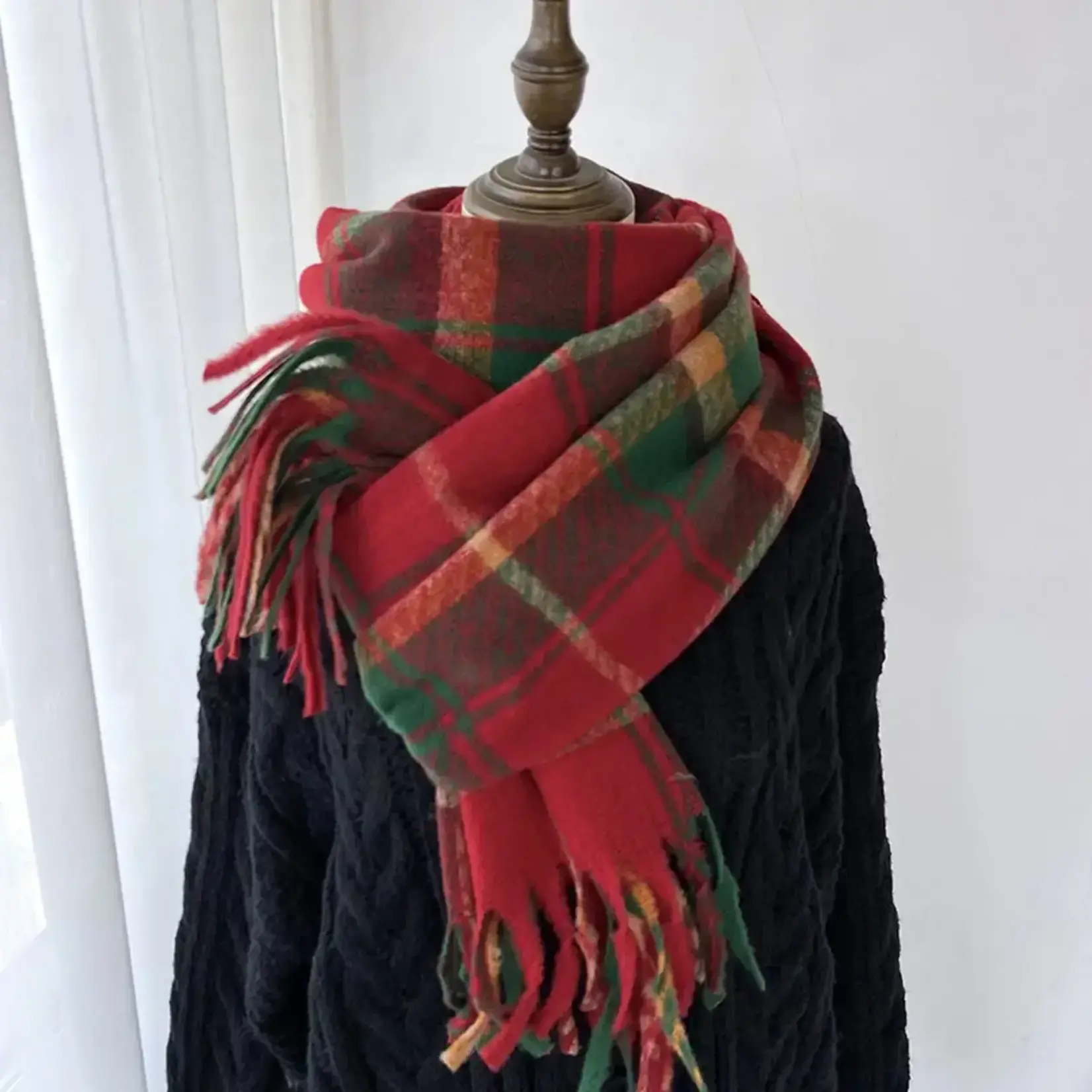 Classic Plaid Scarf w/Fringe in Red