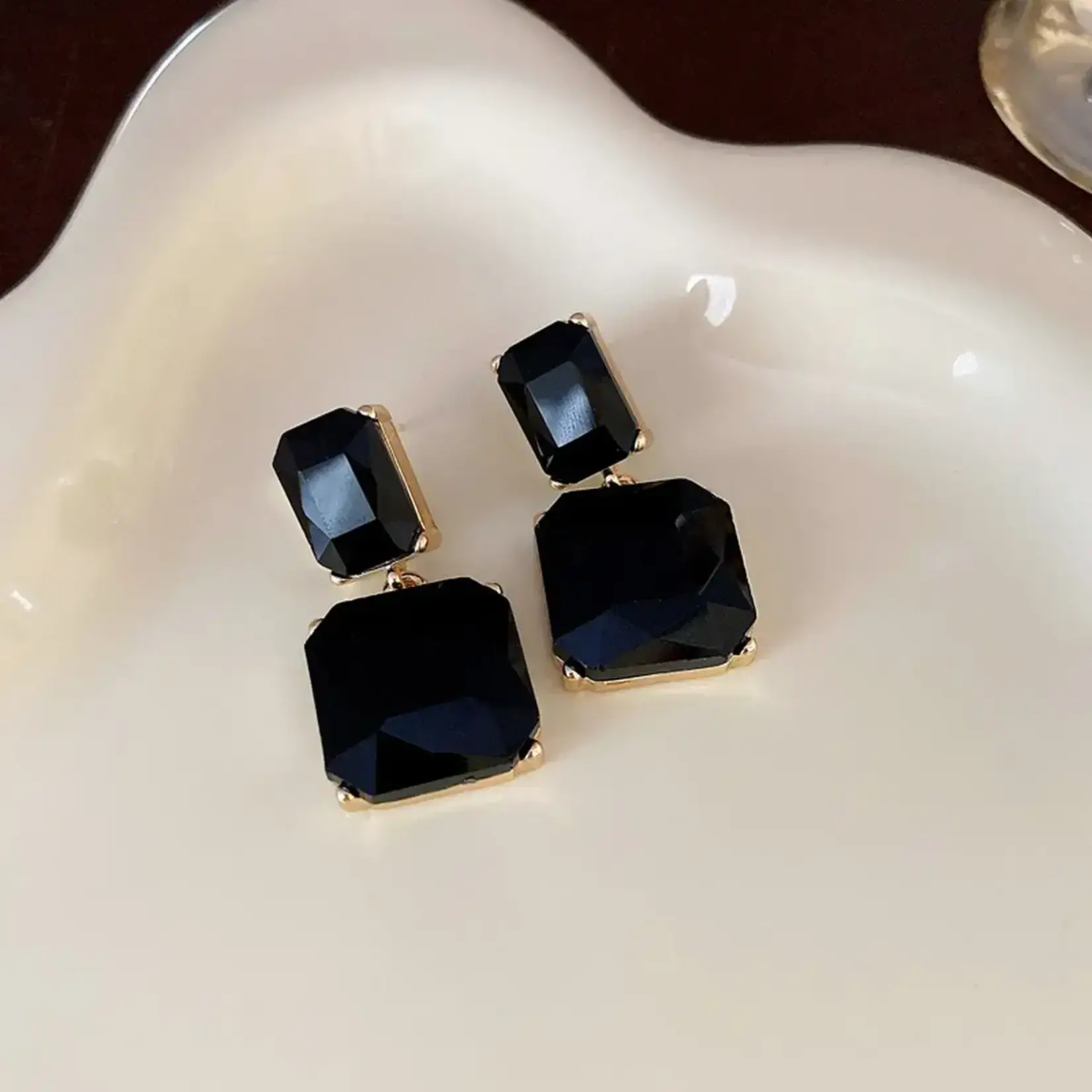 Simple High-End Transparent Cube Crystal Earrings In Black/Gold
