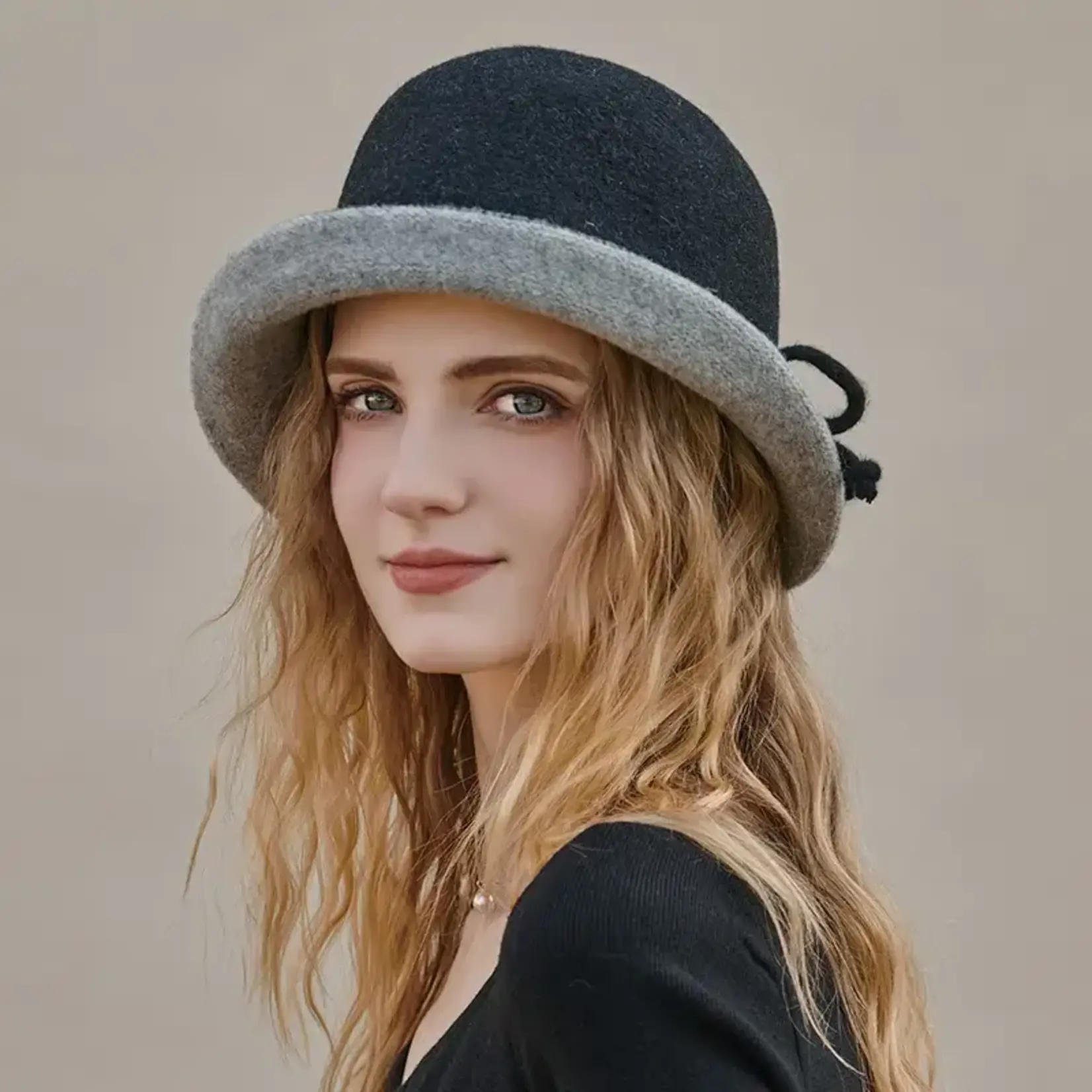100% Wool Bucket w/Rolled Brim in Black/Grey