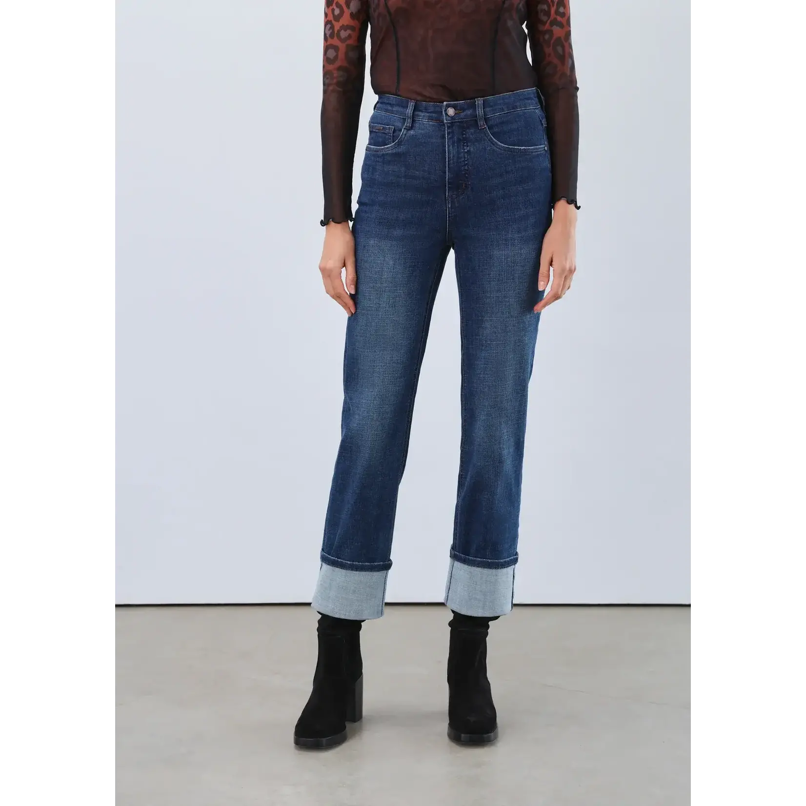 FDJ Suzanne Straight Ankle Jean in Dark Blue