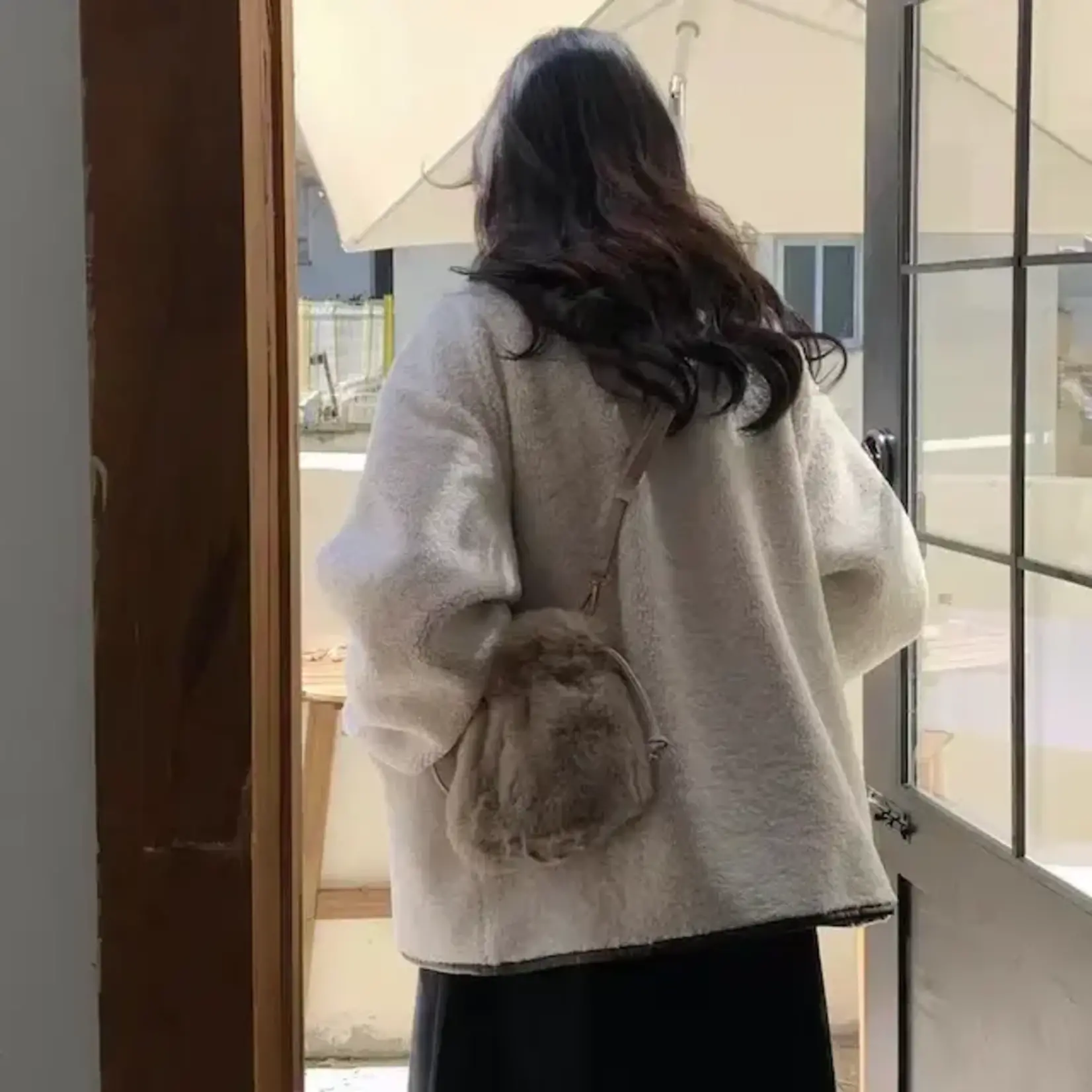 Pretty Persuasions Faux Fur Drawstring Bucket Crossbody Bag in Sand