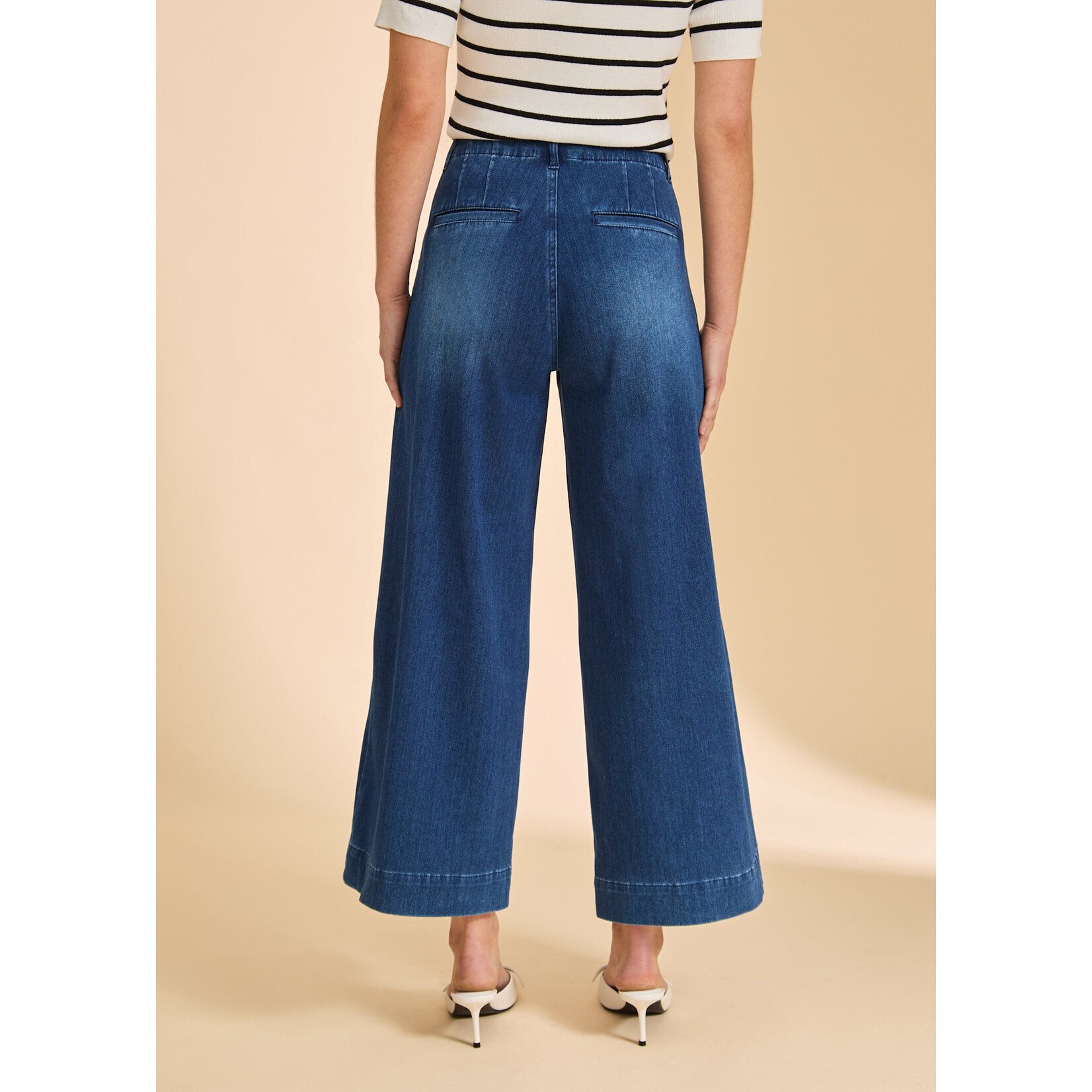 FDJ Pull-On Wide Crop Denim in Blue Denim