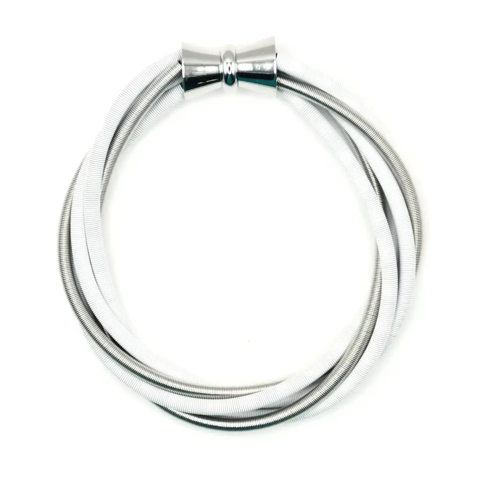 Sea Lily White & Silver 5 Strand PW Bracelet with Magnet