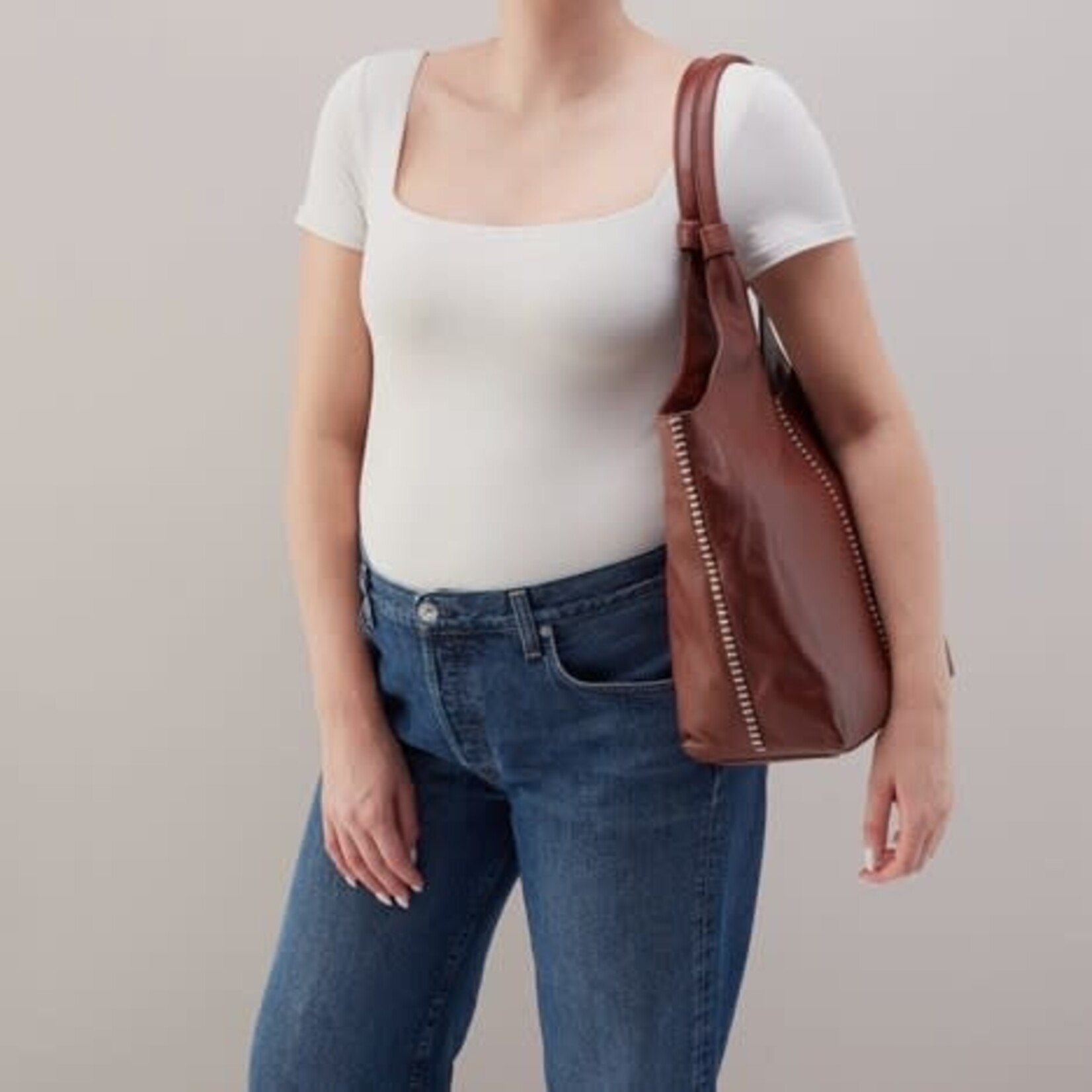 HOBO La Jolla Cloud Leather Tote in Cocoa Bean