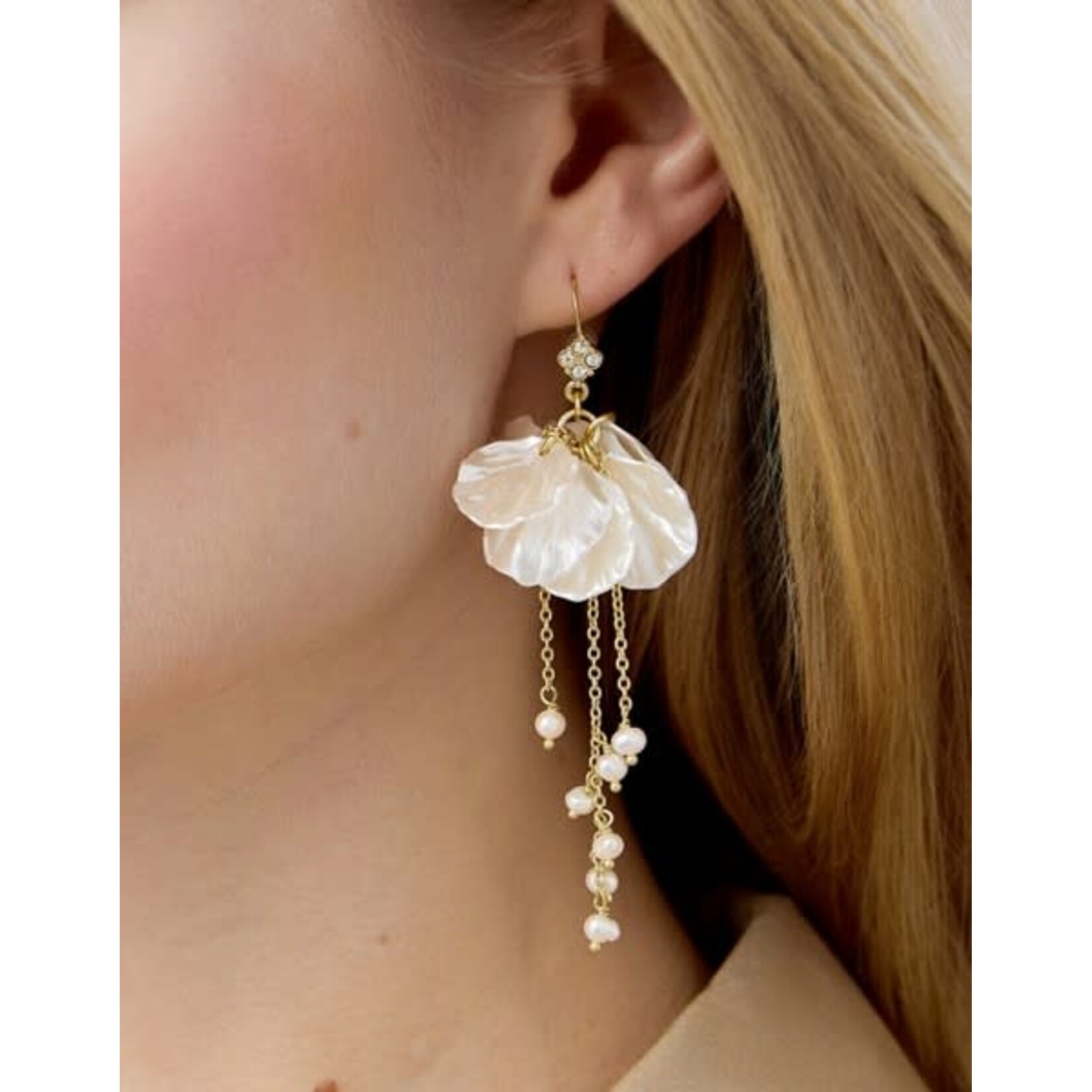 Spartina Corolla Dangle Earrings Pearl