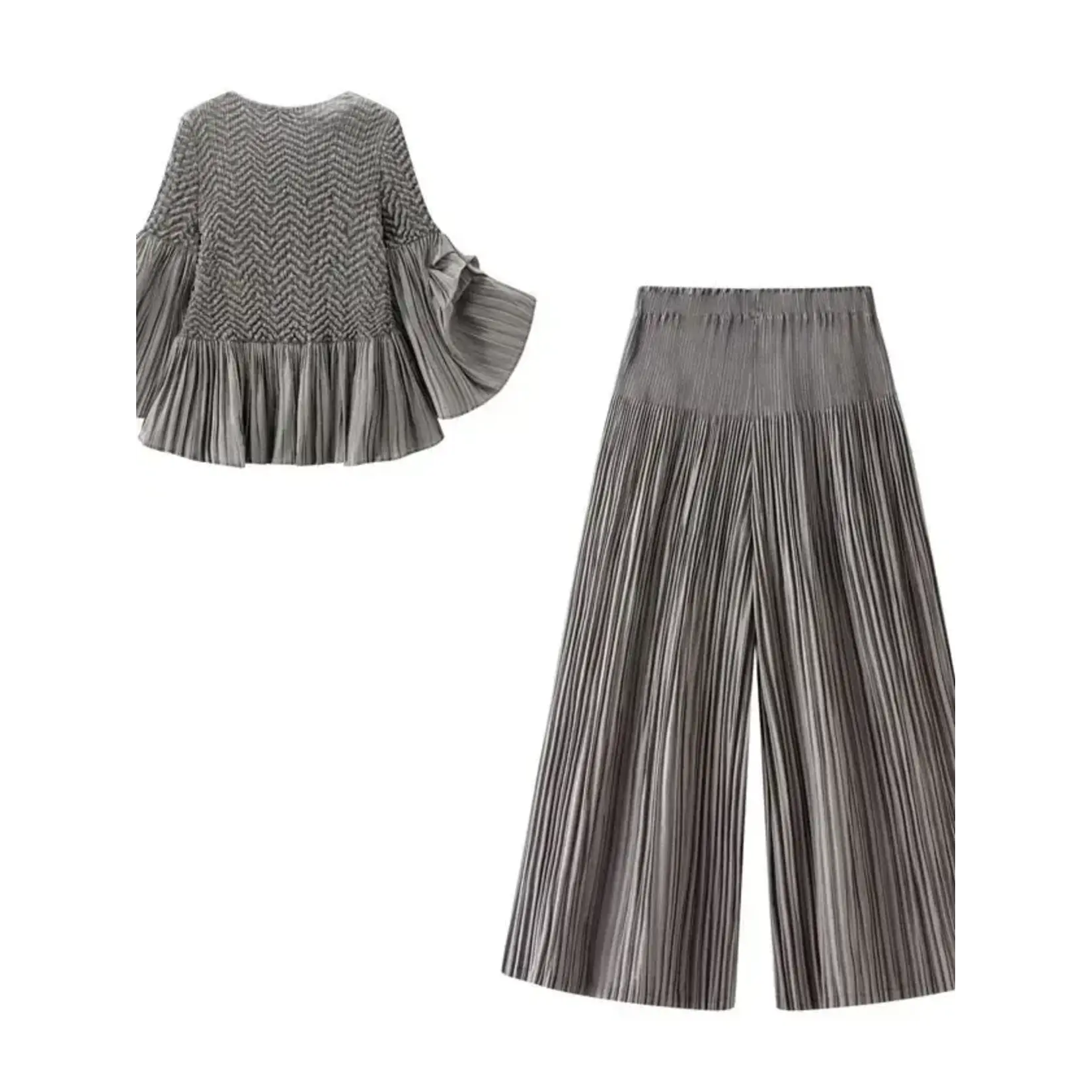 Ellyndale Pleated Pants in Grey OS