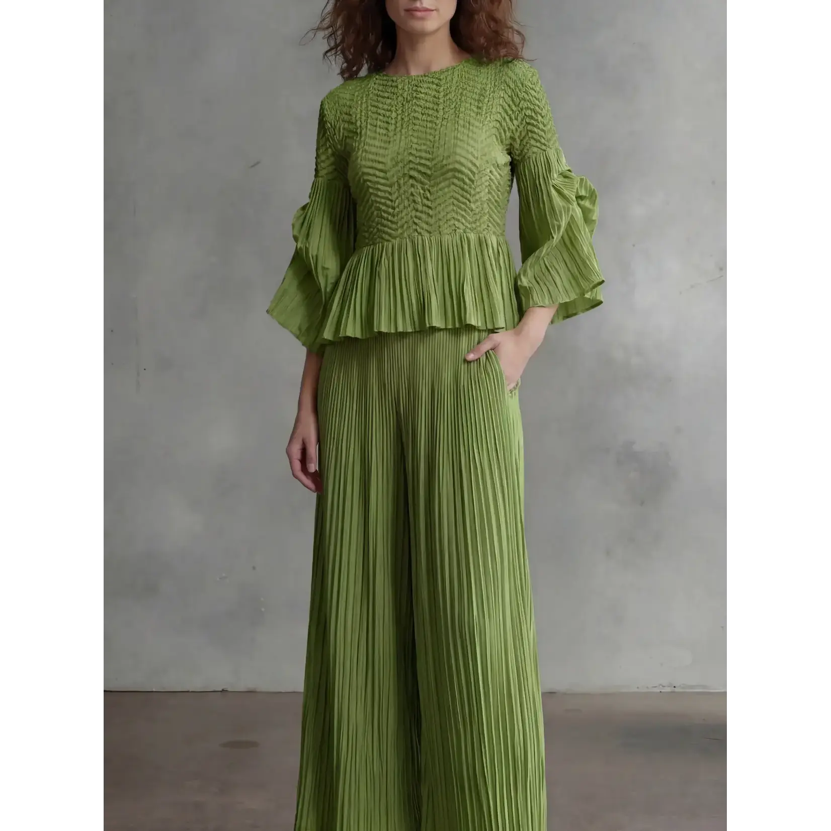 Ellyndale Pleated Pants In Green OS