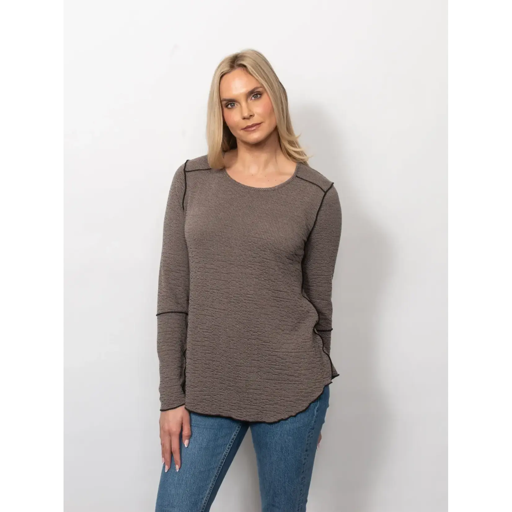 Seersucker Exposed Seams Crew Top In Stone