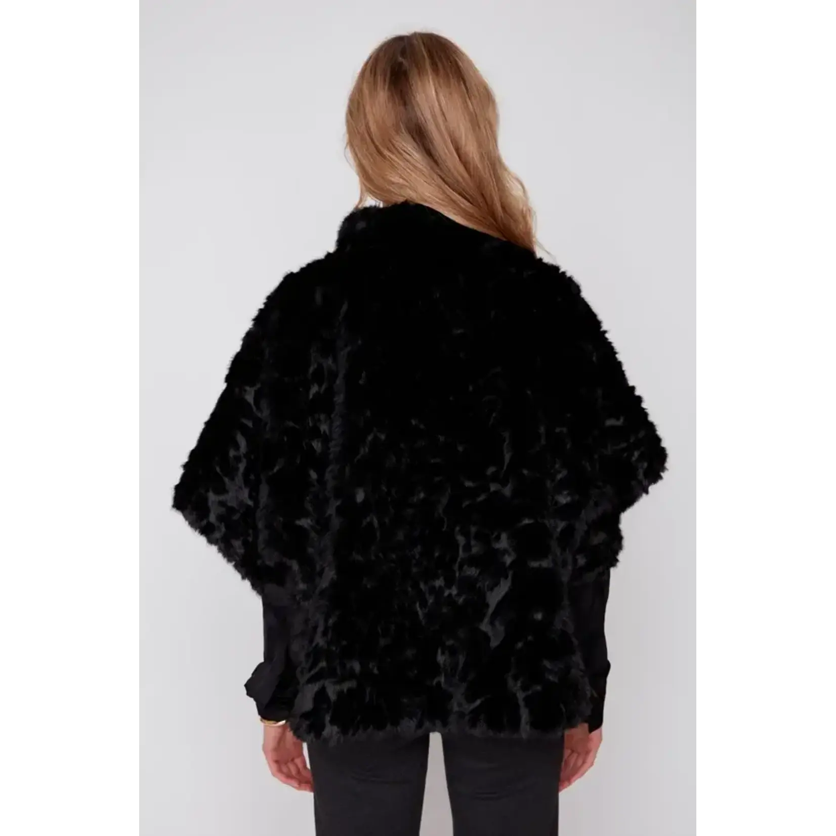 Ruched Faux Fur Poncho w/Hidden Buttons Blk