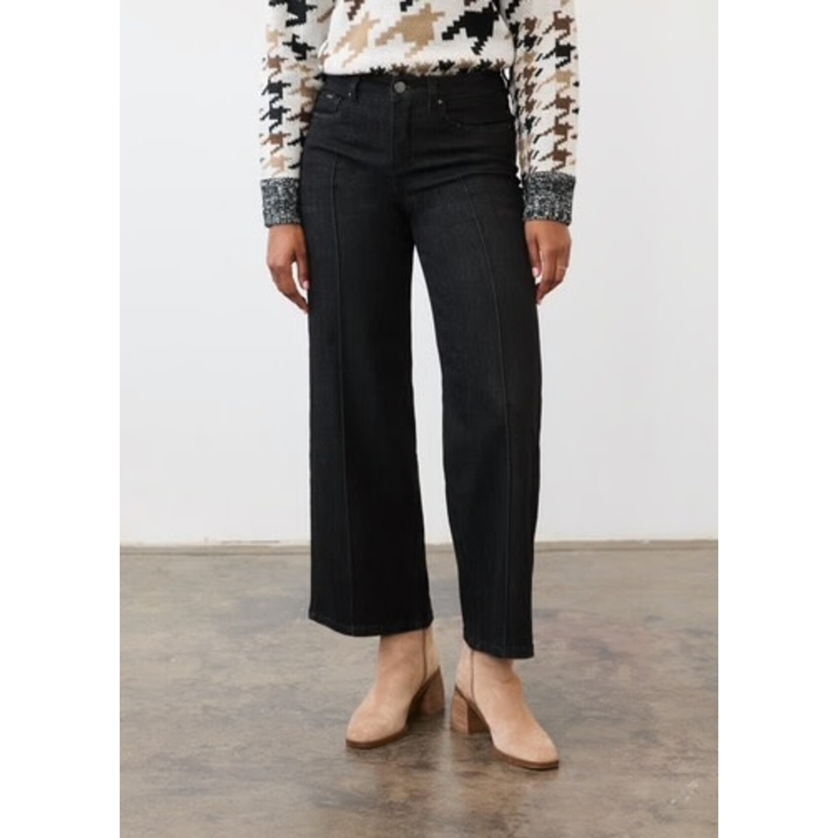 FDJ Olivia Pintuck Wide Leg Jean in Deep Black