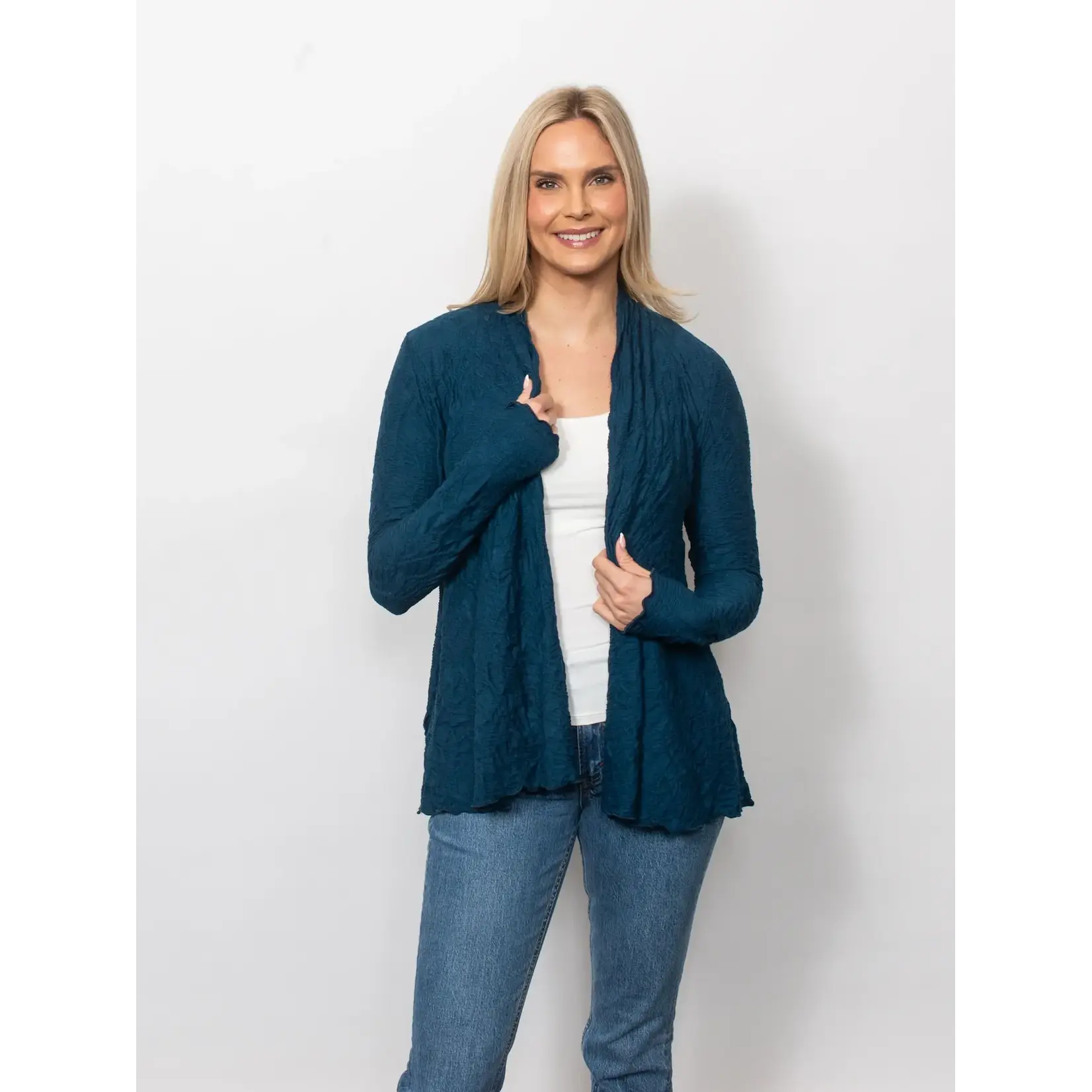 Dreamcatcher Crinkle Cardigan in Admiral