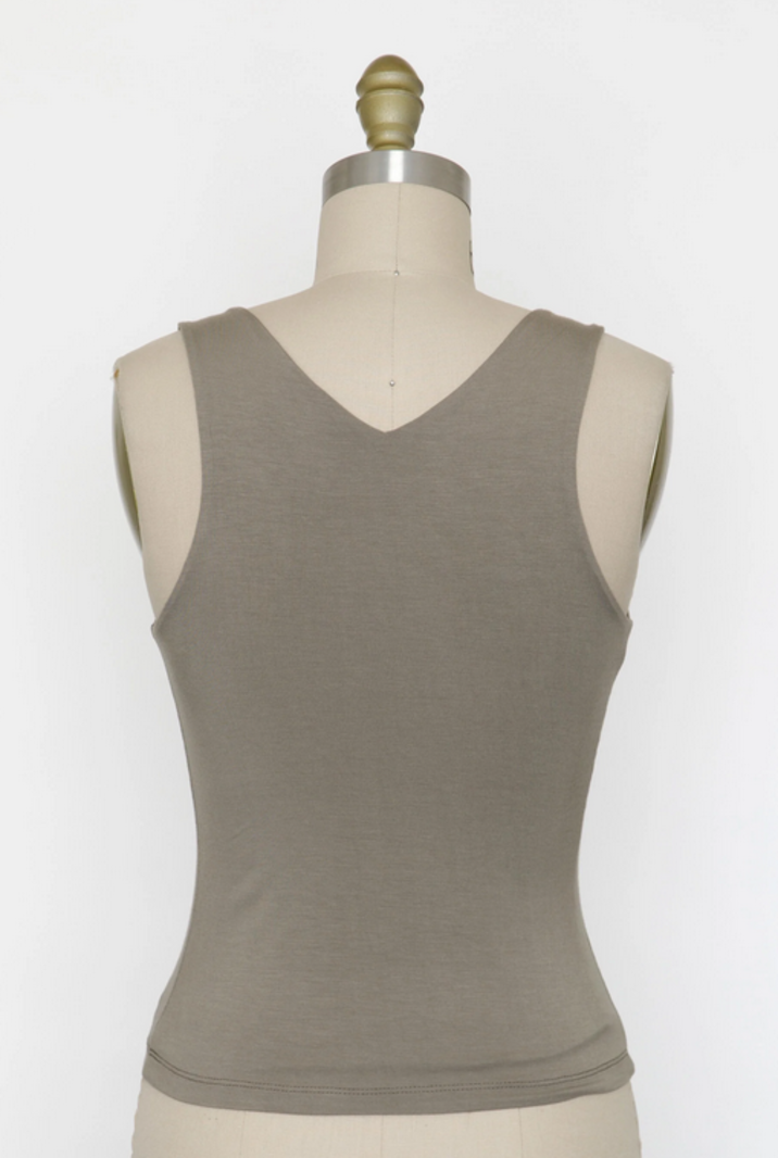 Final Touch Lined Modal V Tank