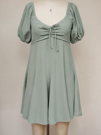 Hem & Thread Ruched Sweetheart Dress