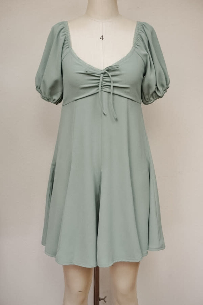 Hem & Thread Ruched Sweetheart Dress