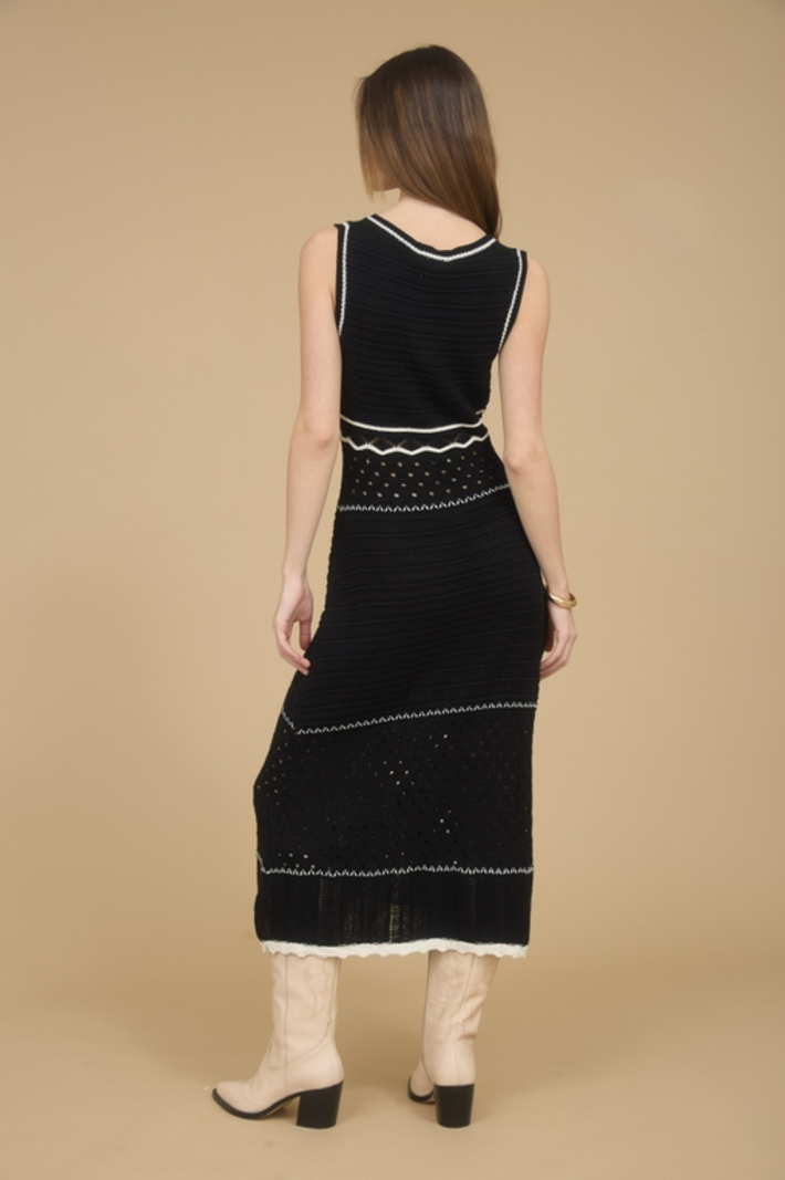 Blu Pepper Crochet Midi Dress