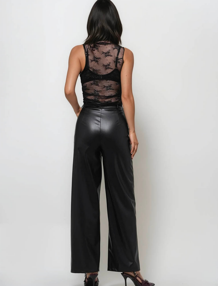 Sweetkama Sleeveless Lace Top