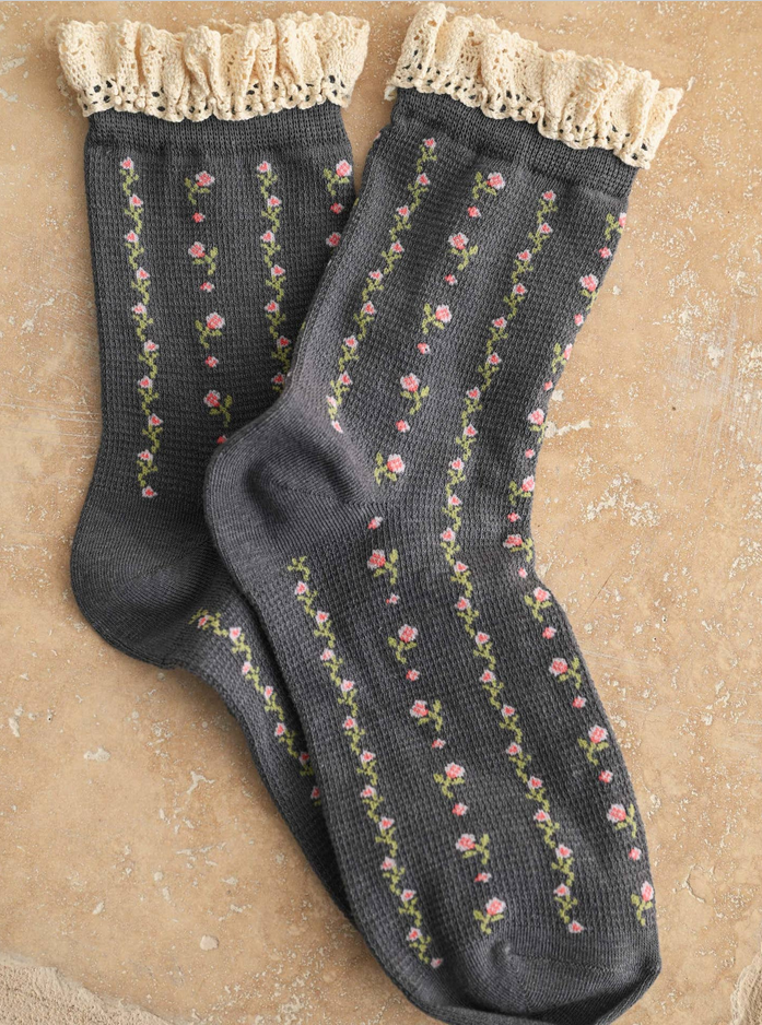 Miou Muse Floral Crochet Trim Socks
