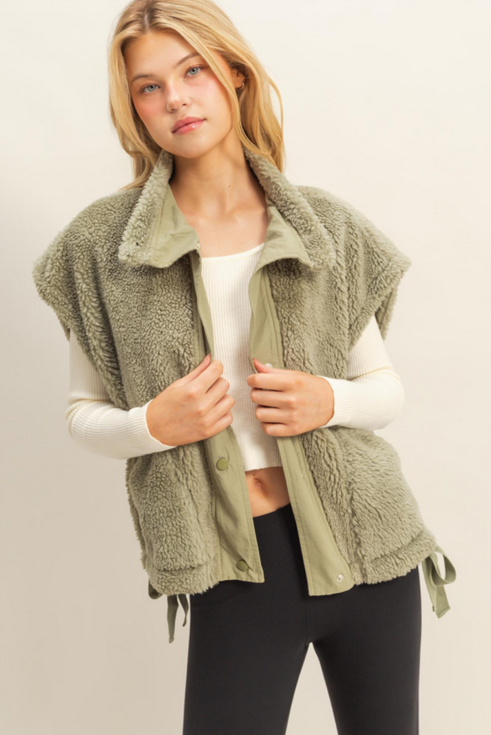 HYFVE Oversized Fleece Vest