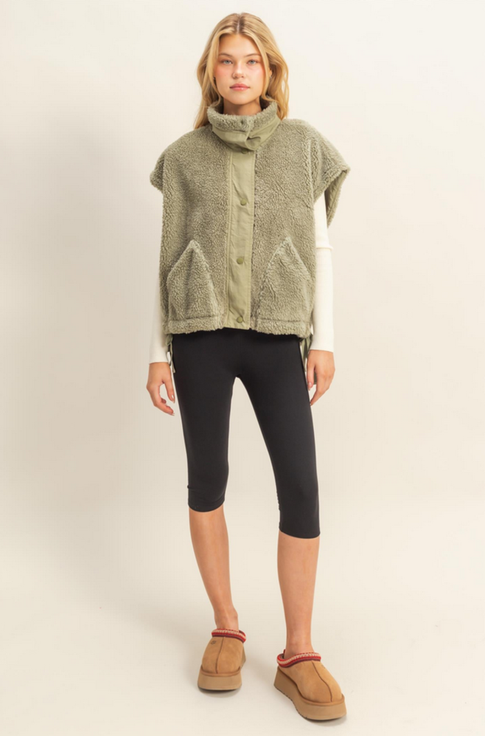 HYFVE Oversized Fleece Vest