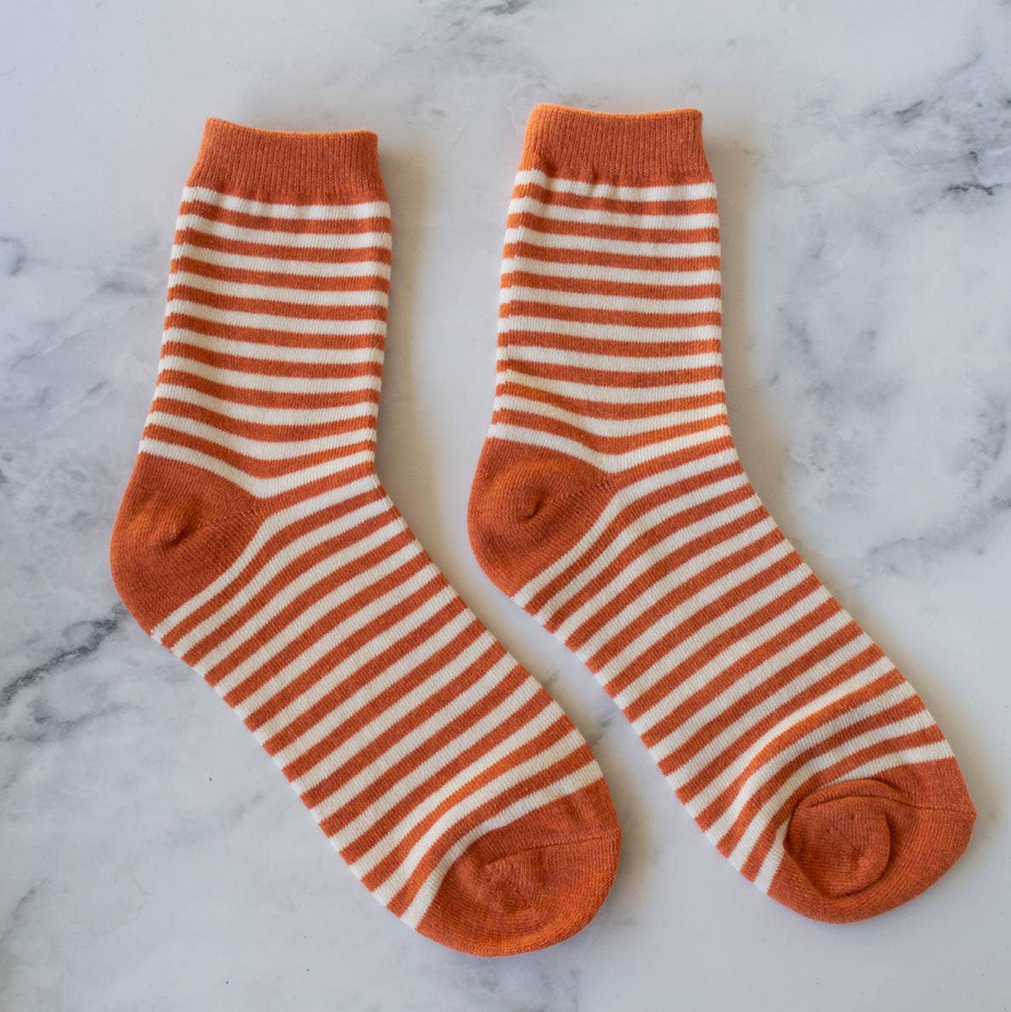 Tiepology Thin Stripe Casual Socks