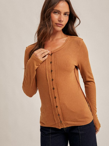 Hem & Thread Washed & Buttoned Long Sleeve Top