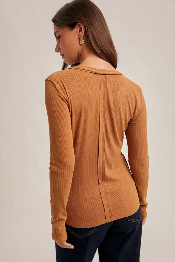 Hem & Thread Washed & Buttoned Long Sleeve Top