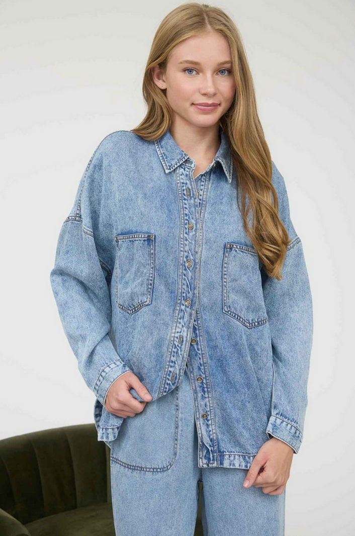 Blu Pepper Washed Chambray Button Up