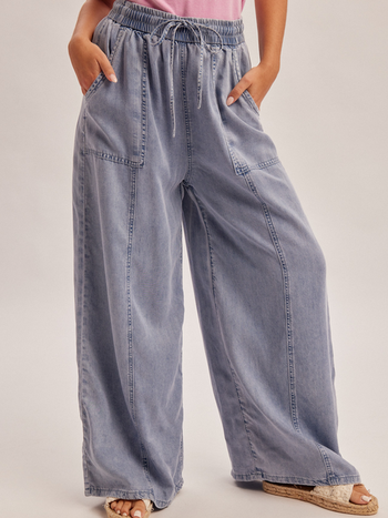 Hem & Thread Patch Pocket Chambray Pants